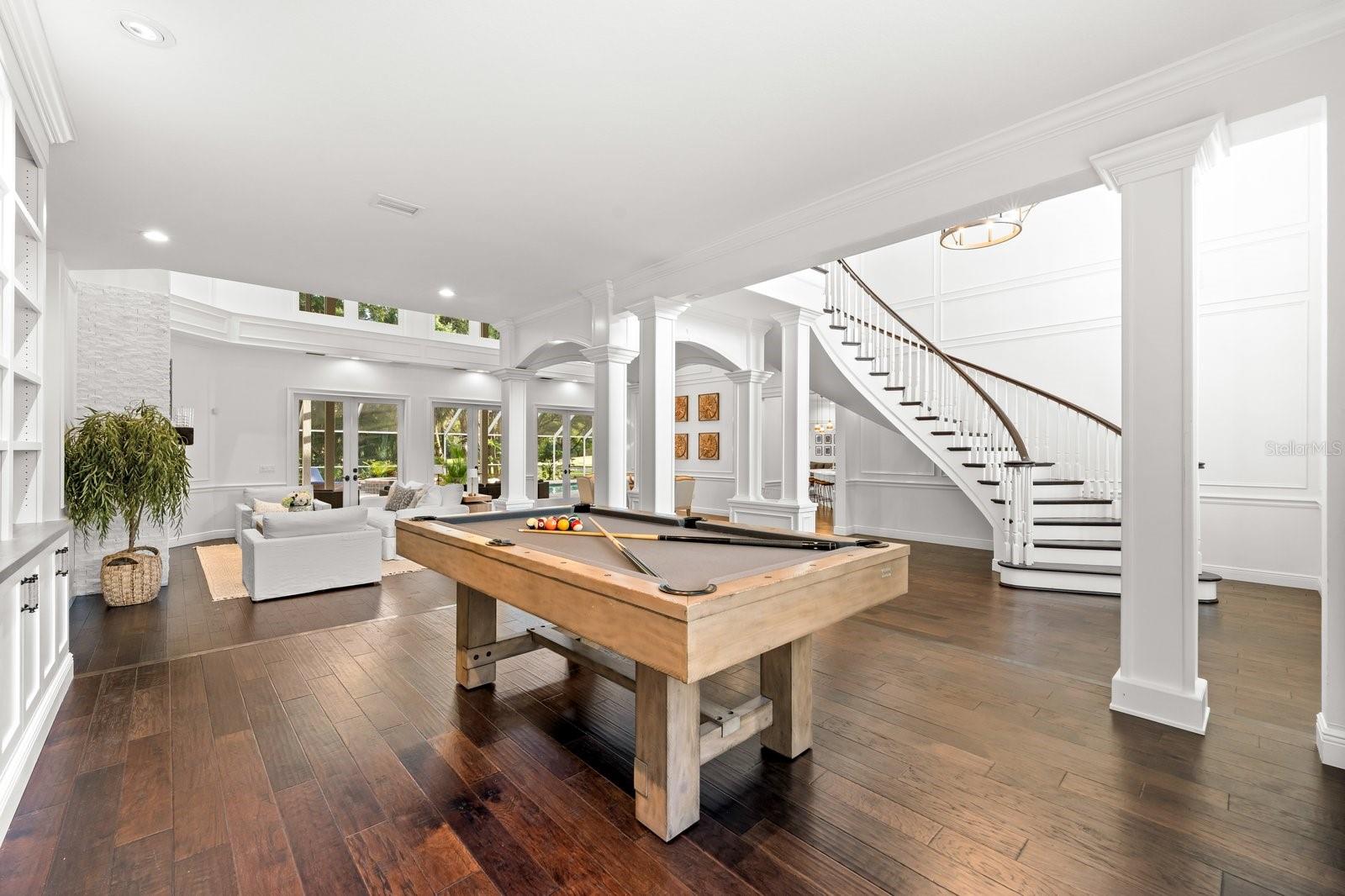 6413 MACLAURIN DR