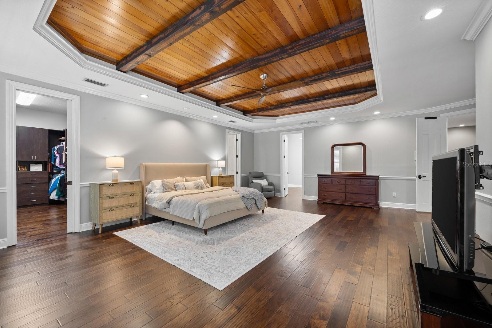 6413 MACLAURIN DR