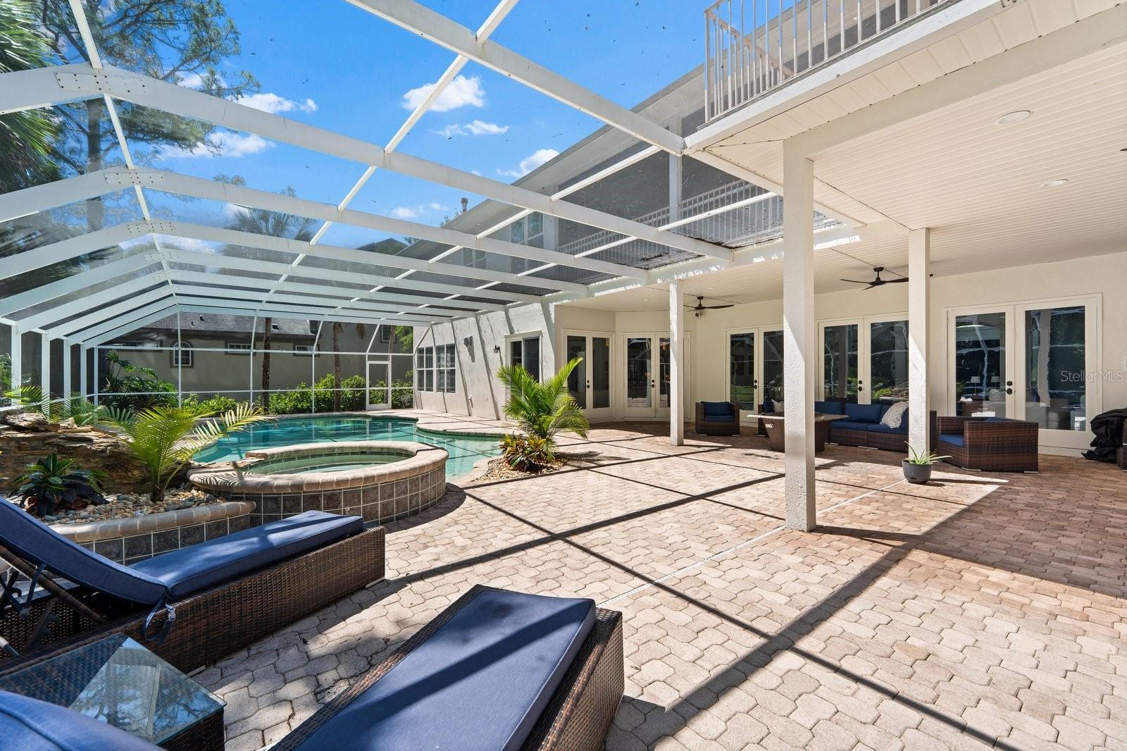 6413 MACLAURIN DR