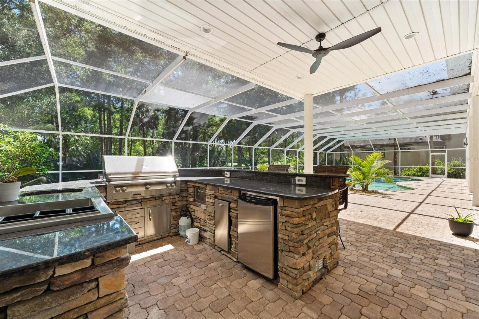 6413 MACLAURIN DR