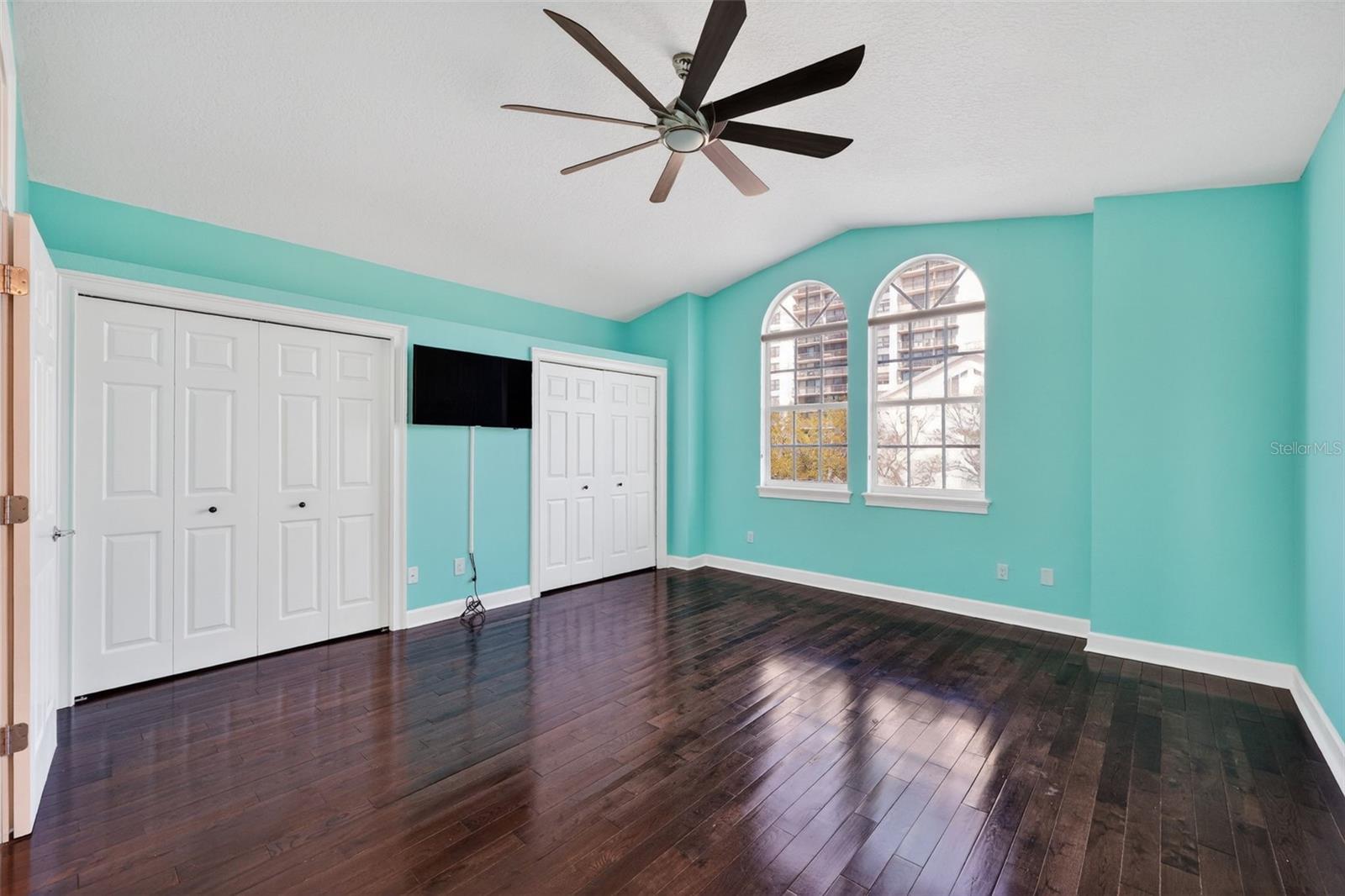 348 LARBOARD WAY