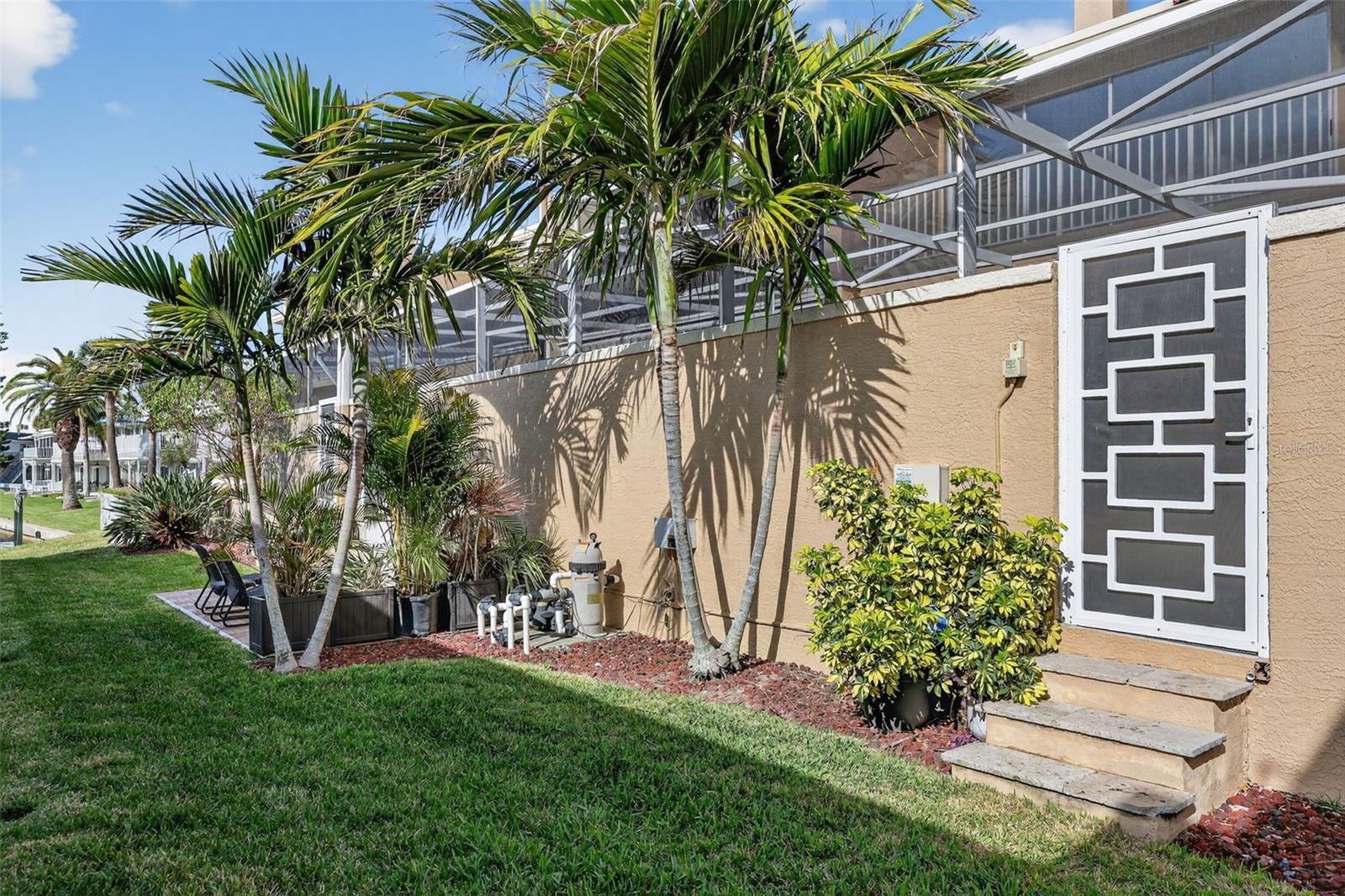 348 LARBOARD WAY