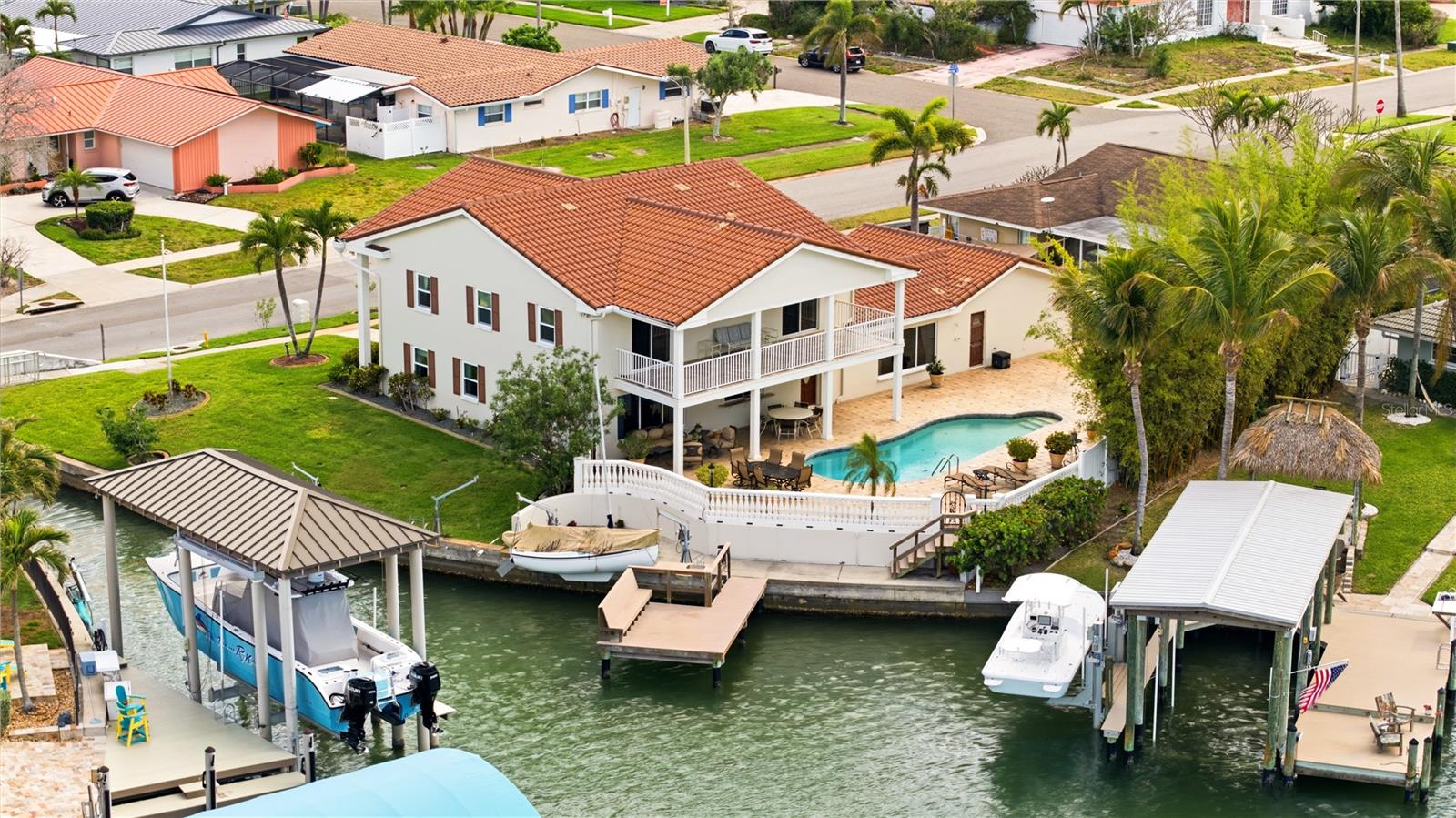 350 HARBOR PSGE
