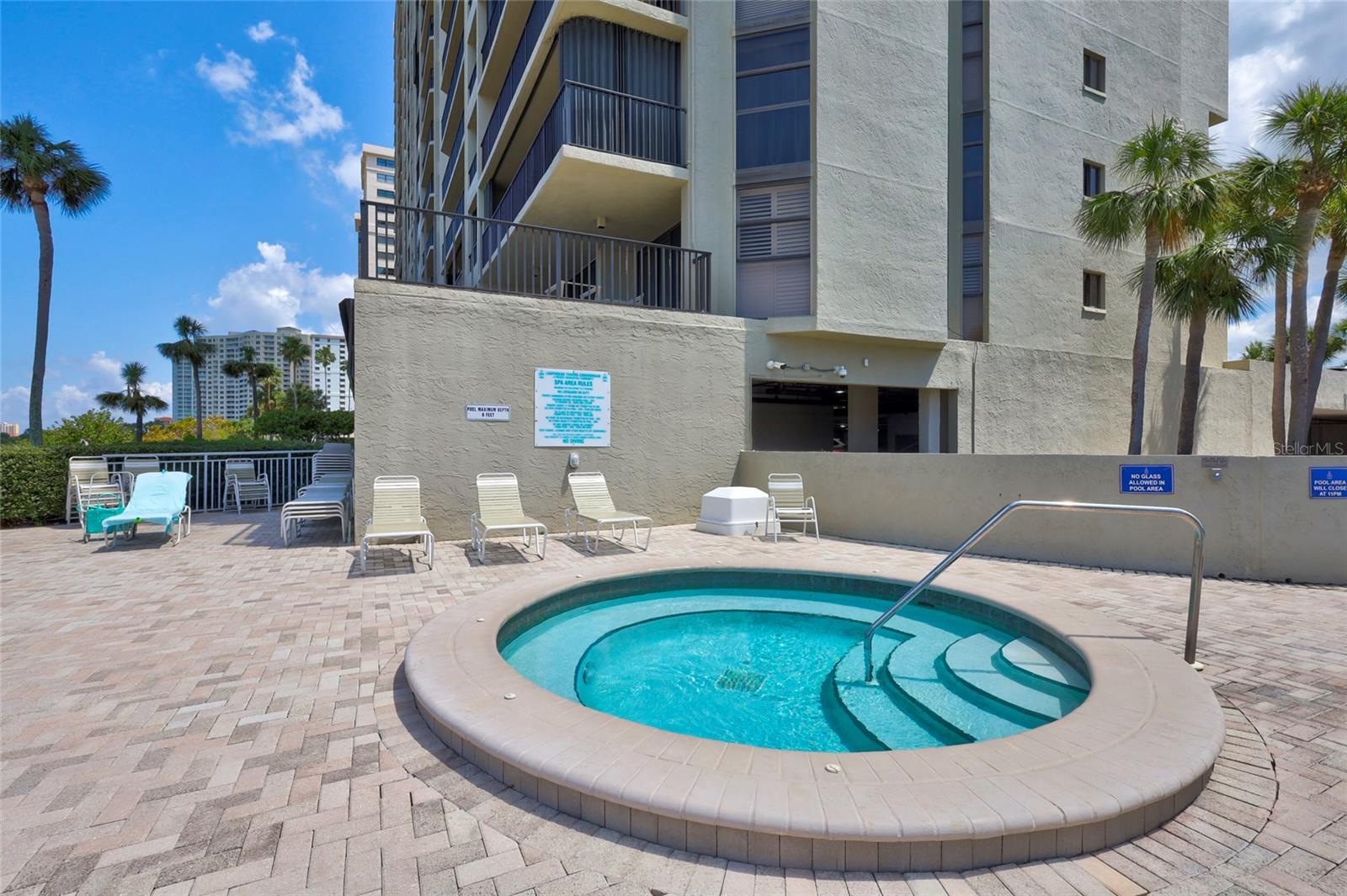 1290 GULF BLVD #1604
