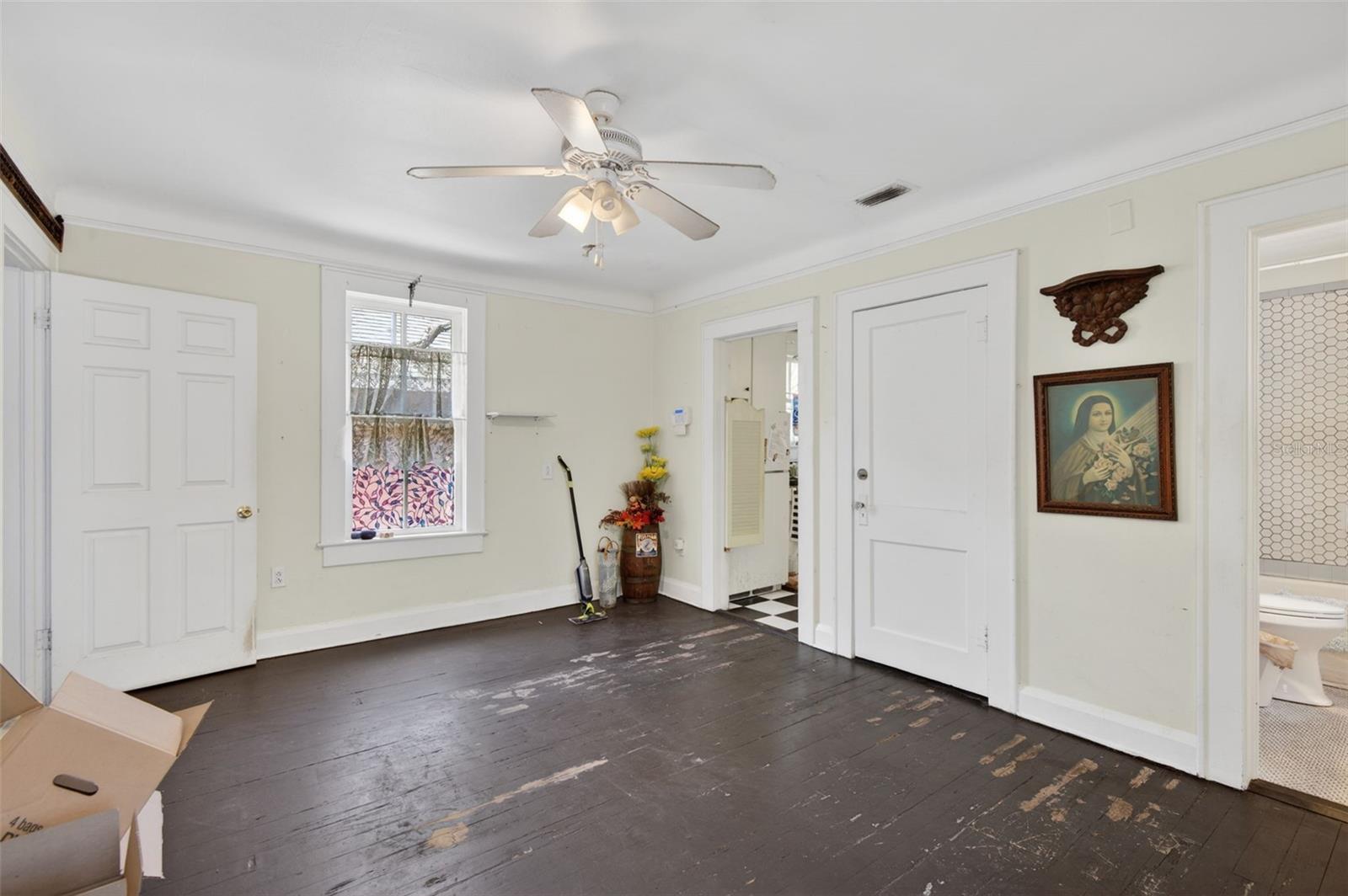 608 BELLEVIEW BLVD