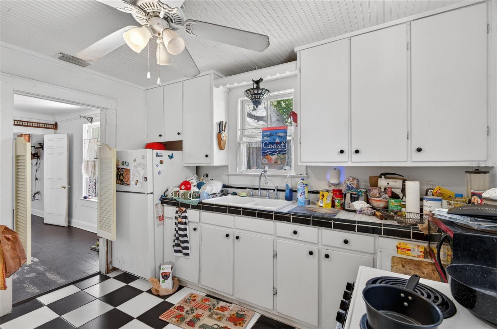 608 BELLEVIEW BLVD