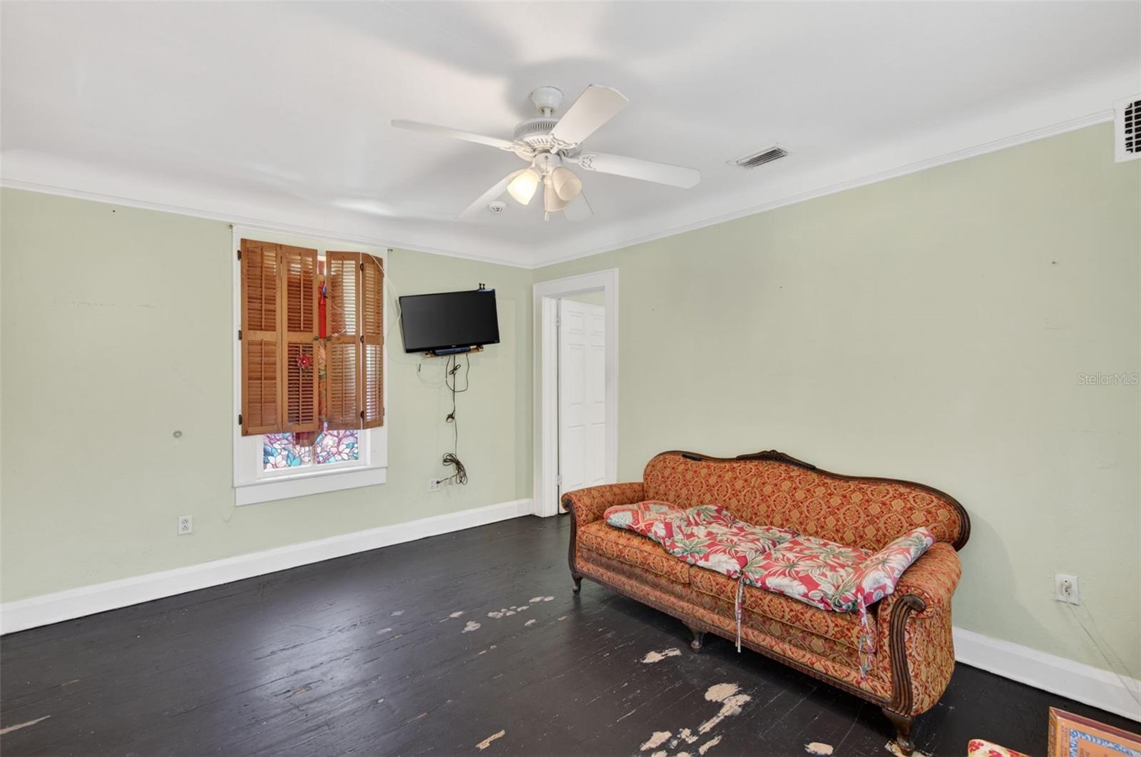 608 BELLEVIEW BLVD