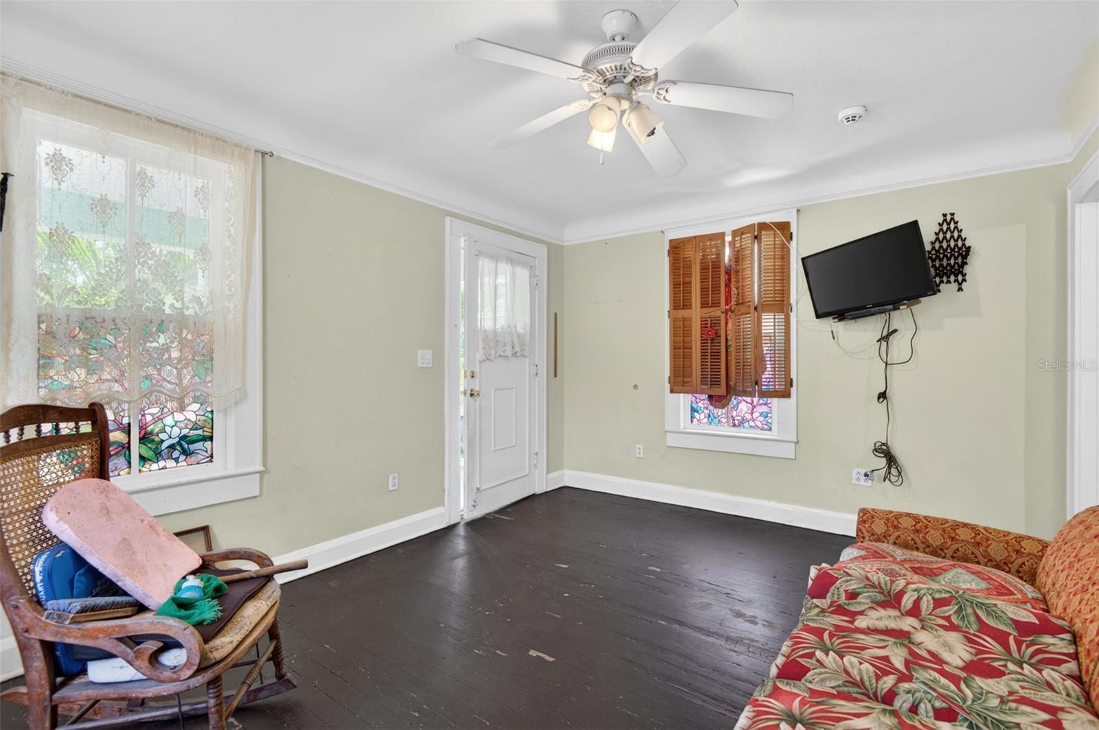 608 BELLEVIEW BLVD
