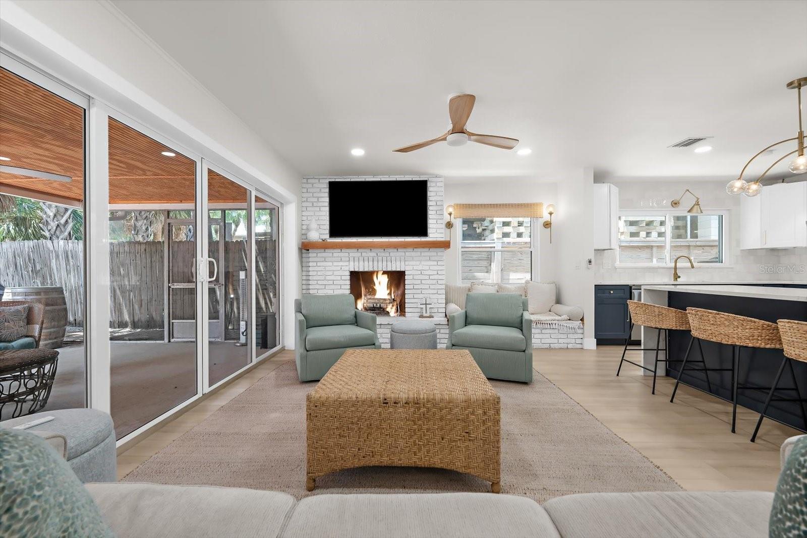 730 BAY ESPLANADE