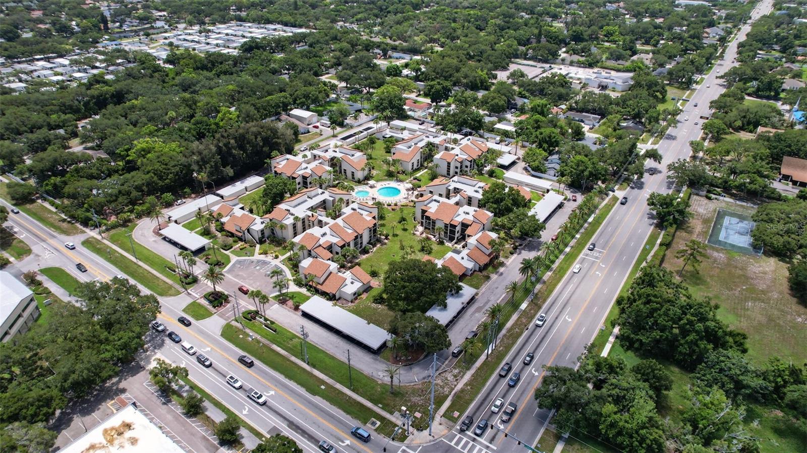 2207 BELLEAIR RD #B16