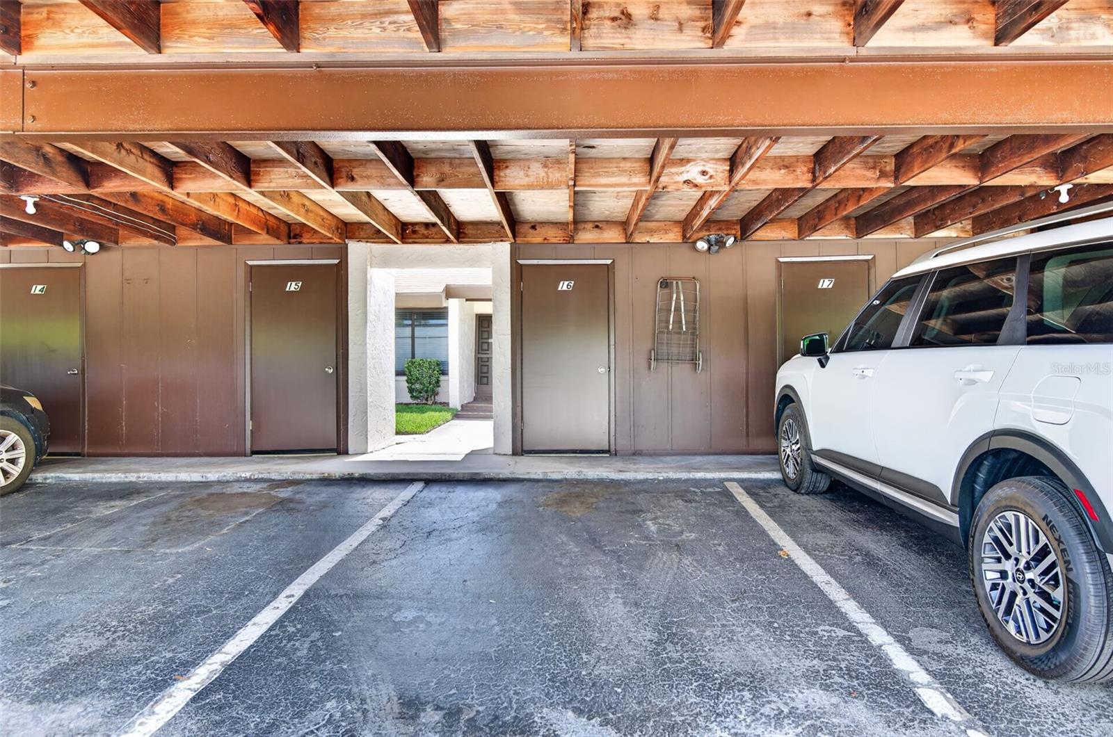 2207 BELLEAIR RD #B16