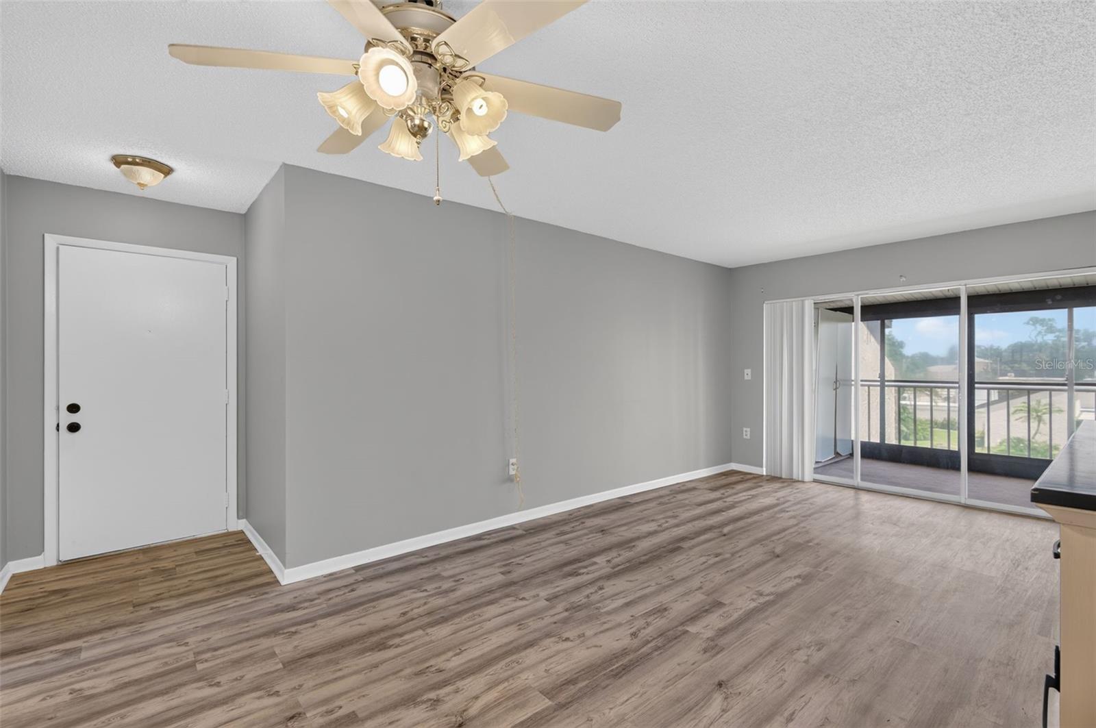 2207 BELLEAIR RD #B16