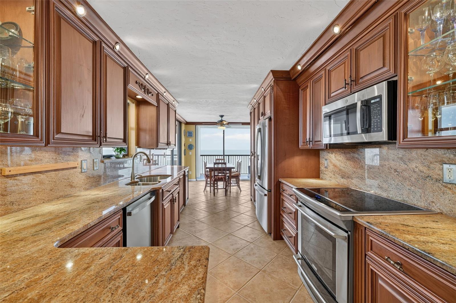 1600 GULF BLVD #911