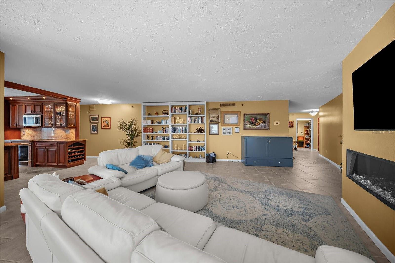 1600 GULF BLVD #911
