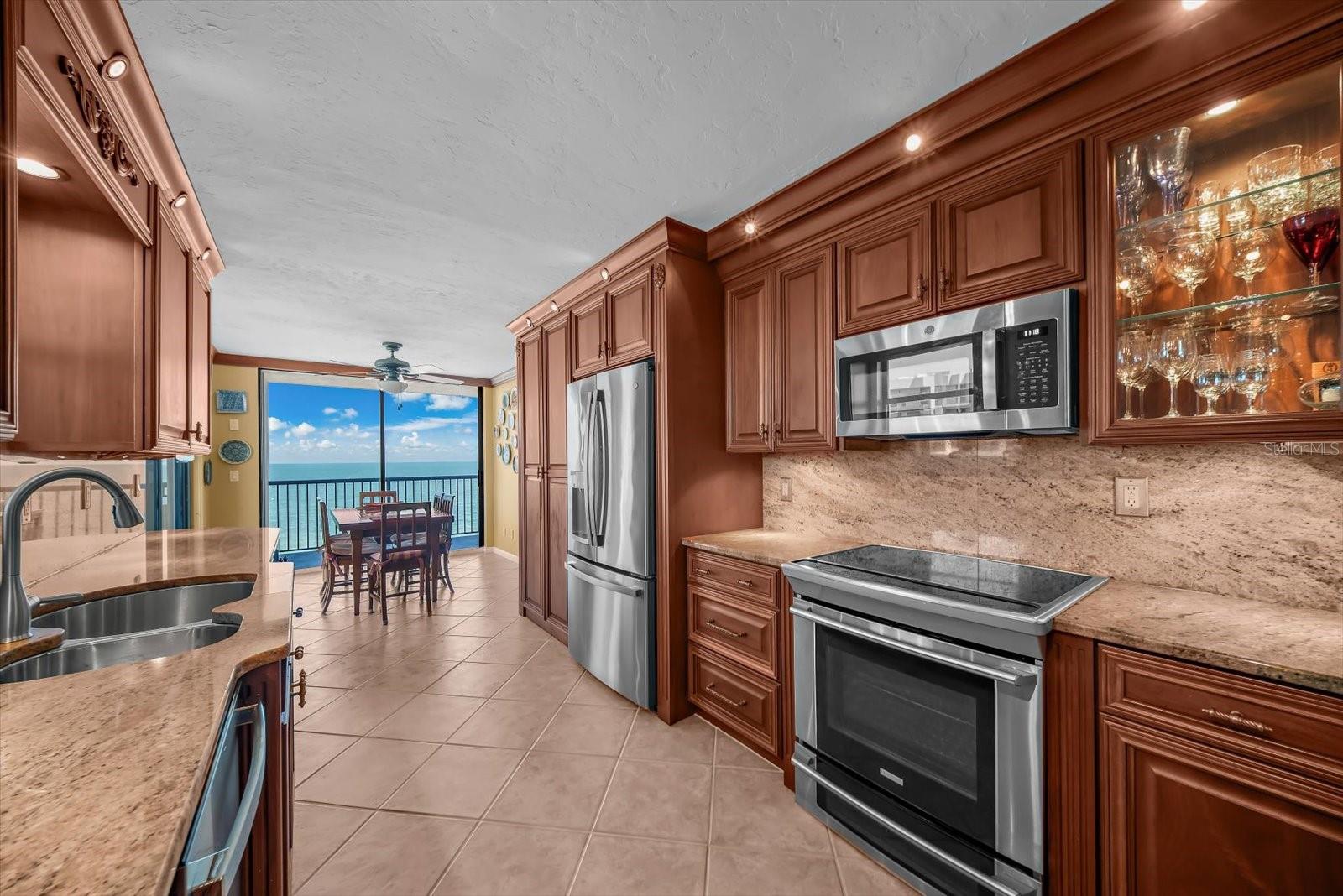 1600 GULF BLVD #911