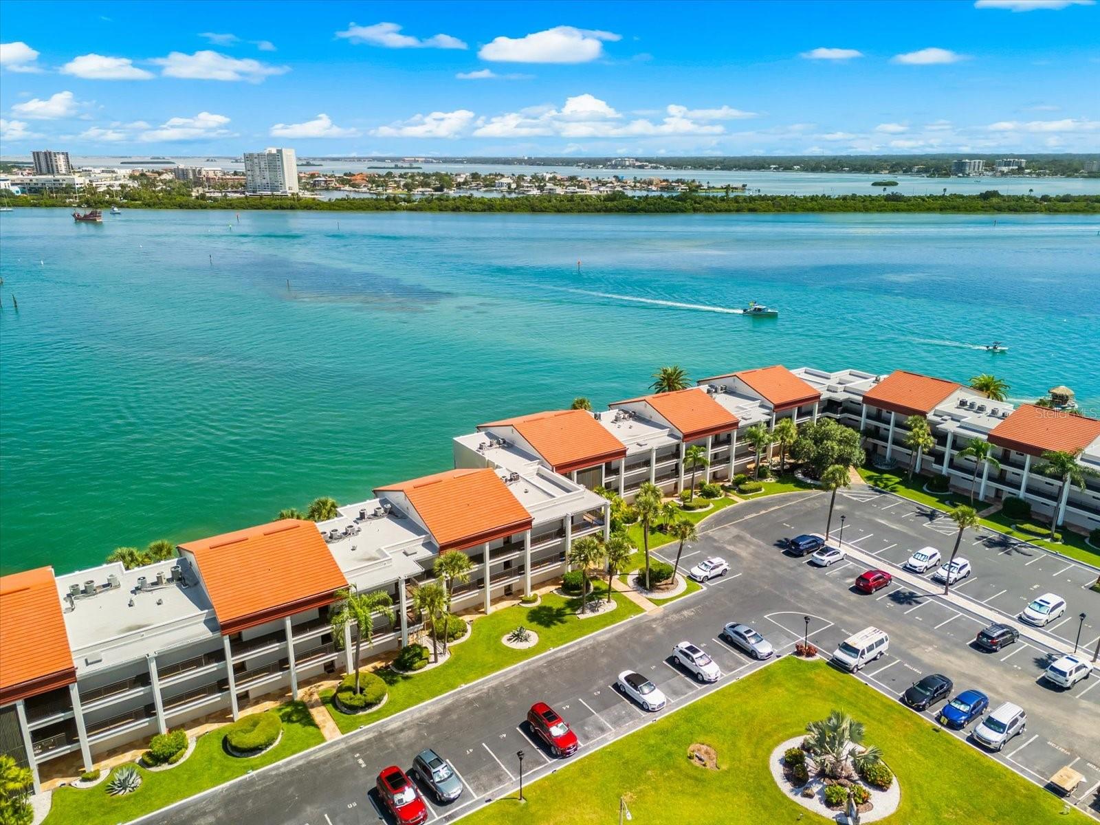 868 BAYWAY BLVD #307