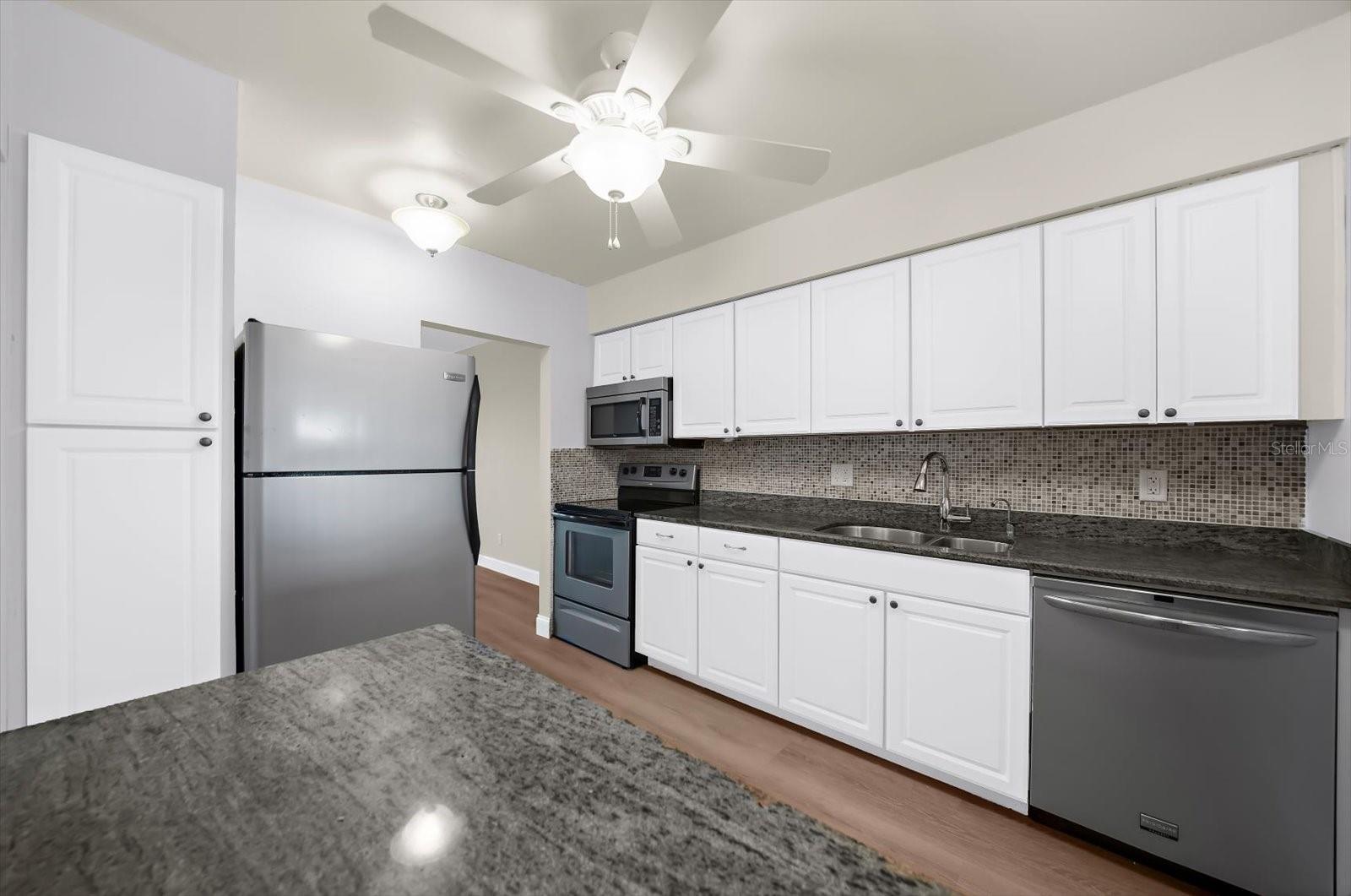 868 BAYWAY BLVD #307