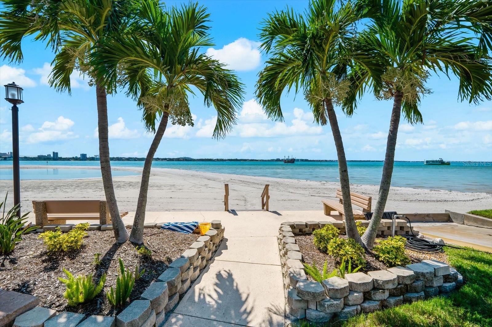 868 BAYWAY BLVD #307
