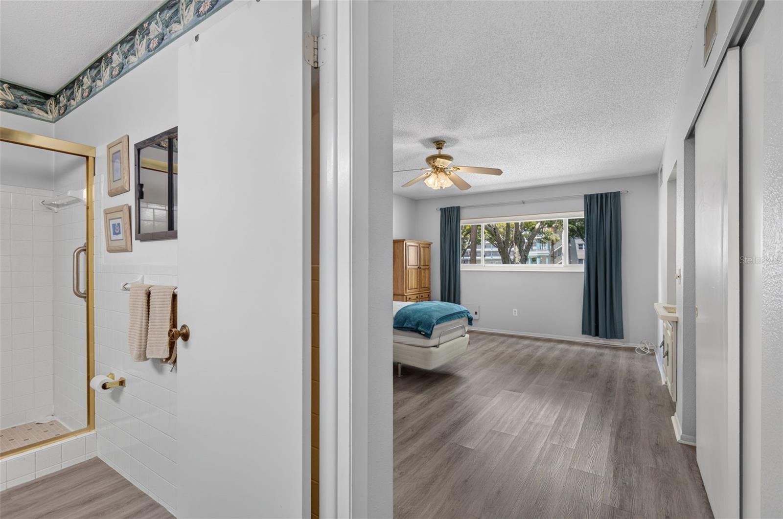 2280 WORLD PARKWAY BLVD #18