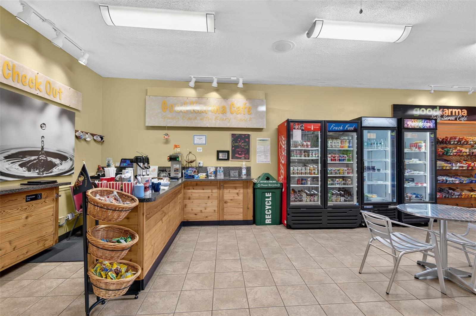 2280 WORLD PARKWAY BLVD #18