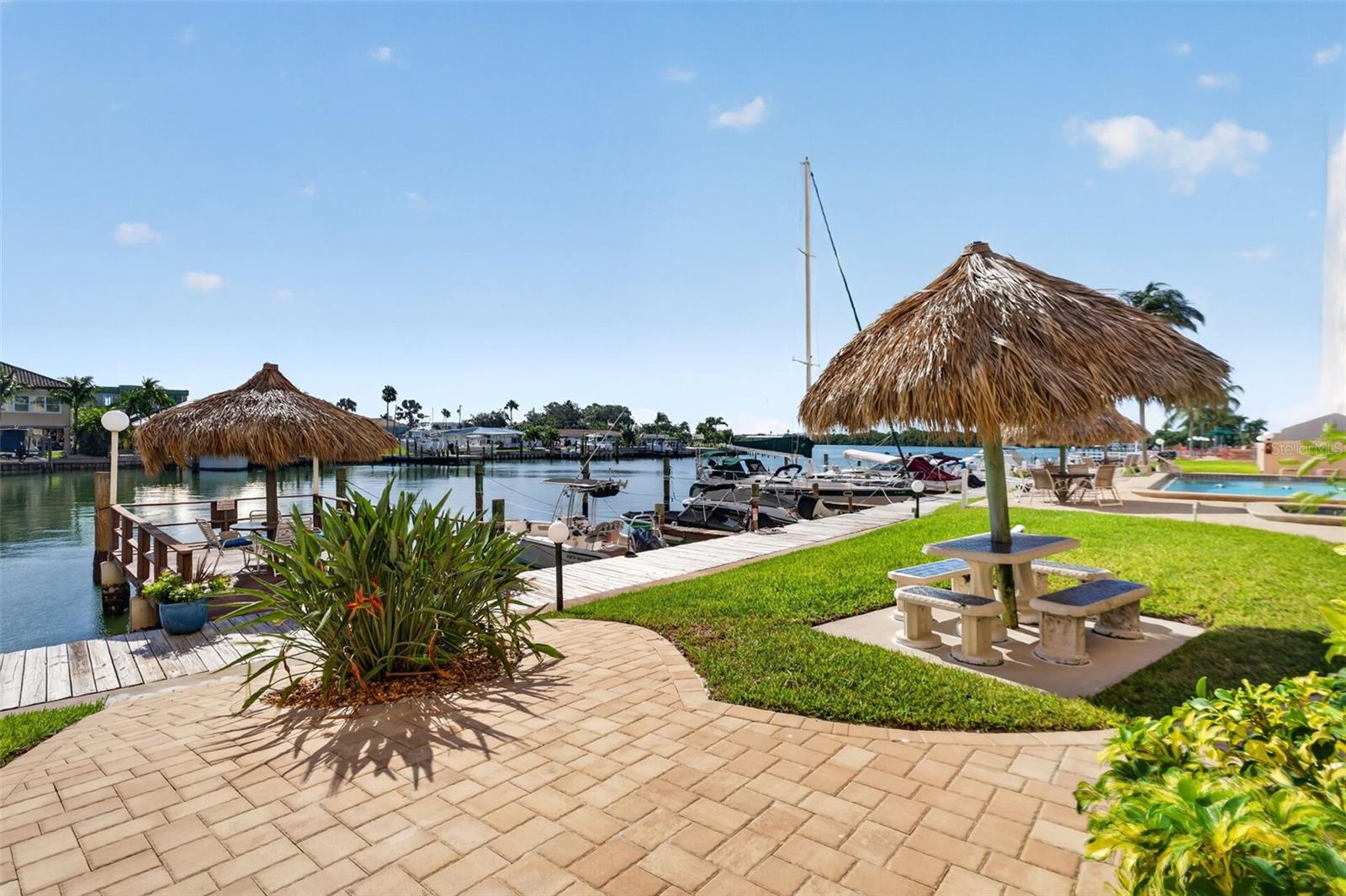 51 ISLAND WAY #1100