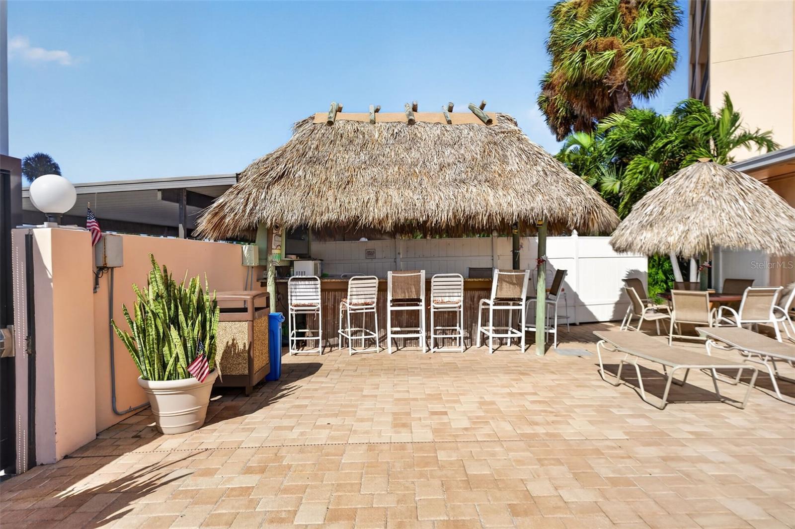 51 ISLAND WAY #1100