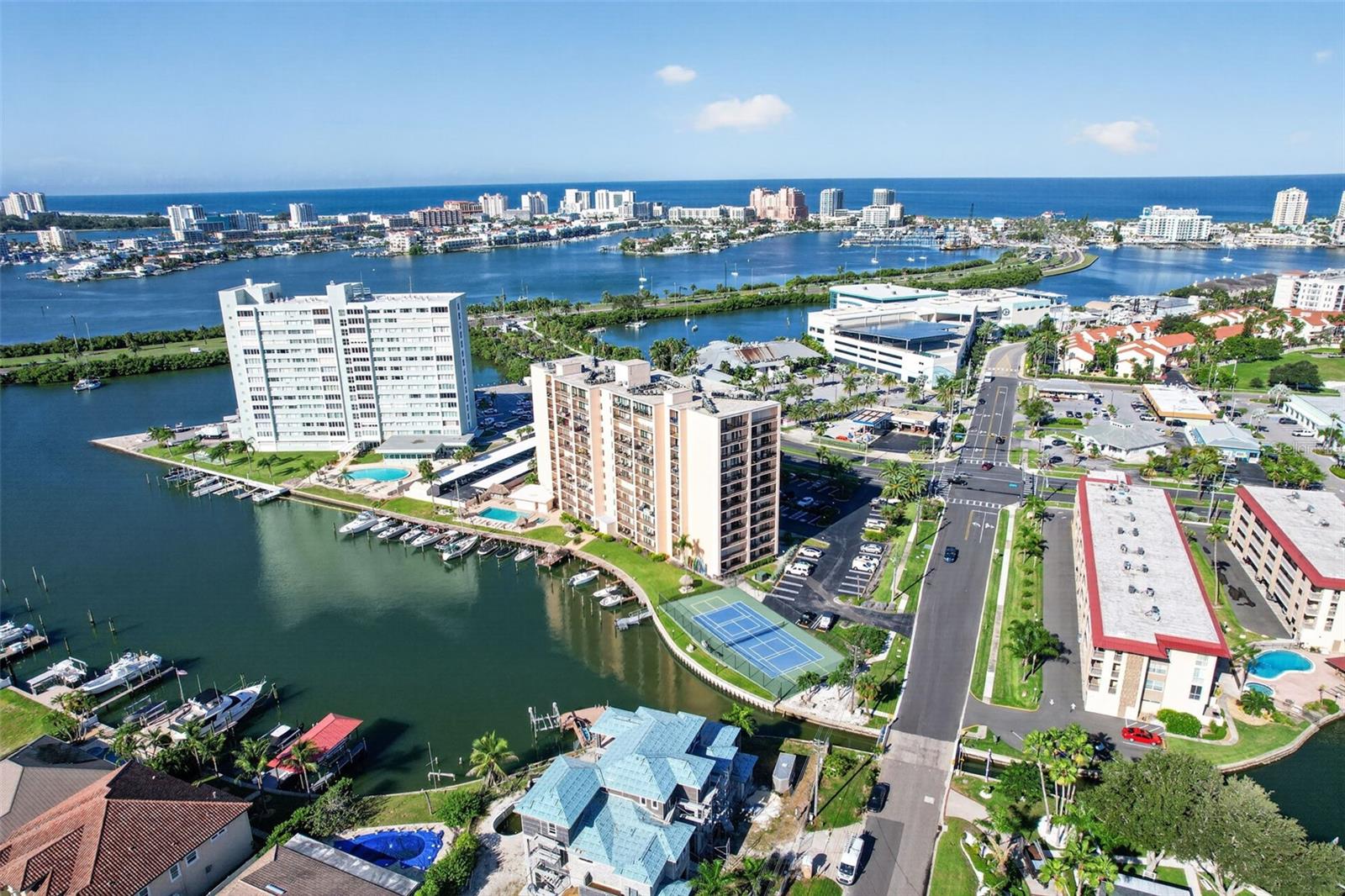 51 ISLAND WAY #1100