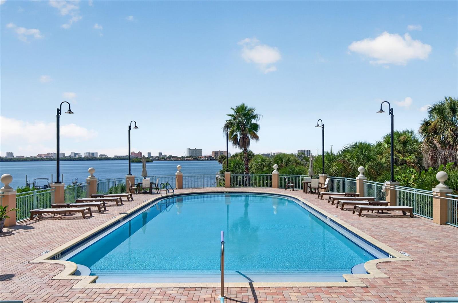 700 N OSCEOLA AVE #406