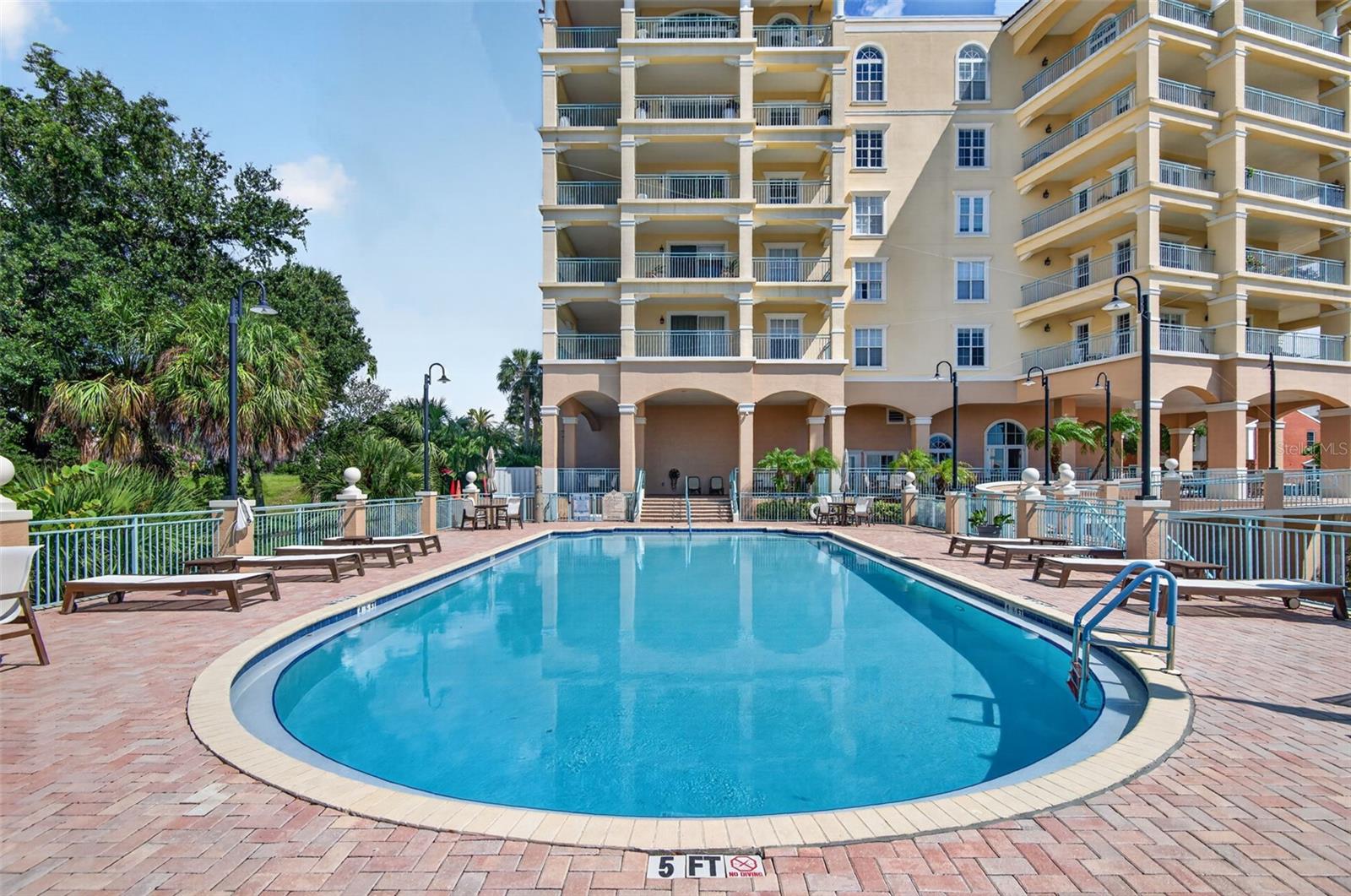 700 N OSCEOLA AVE #406