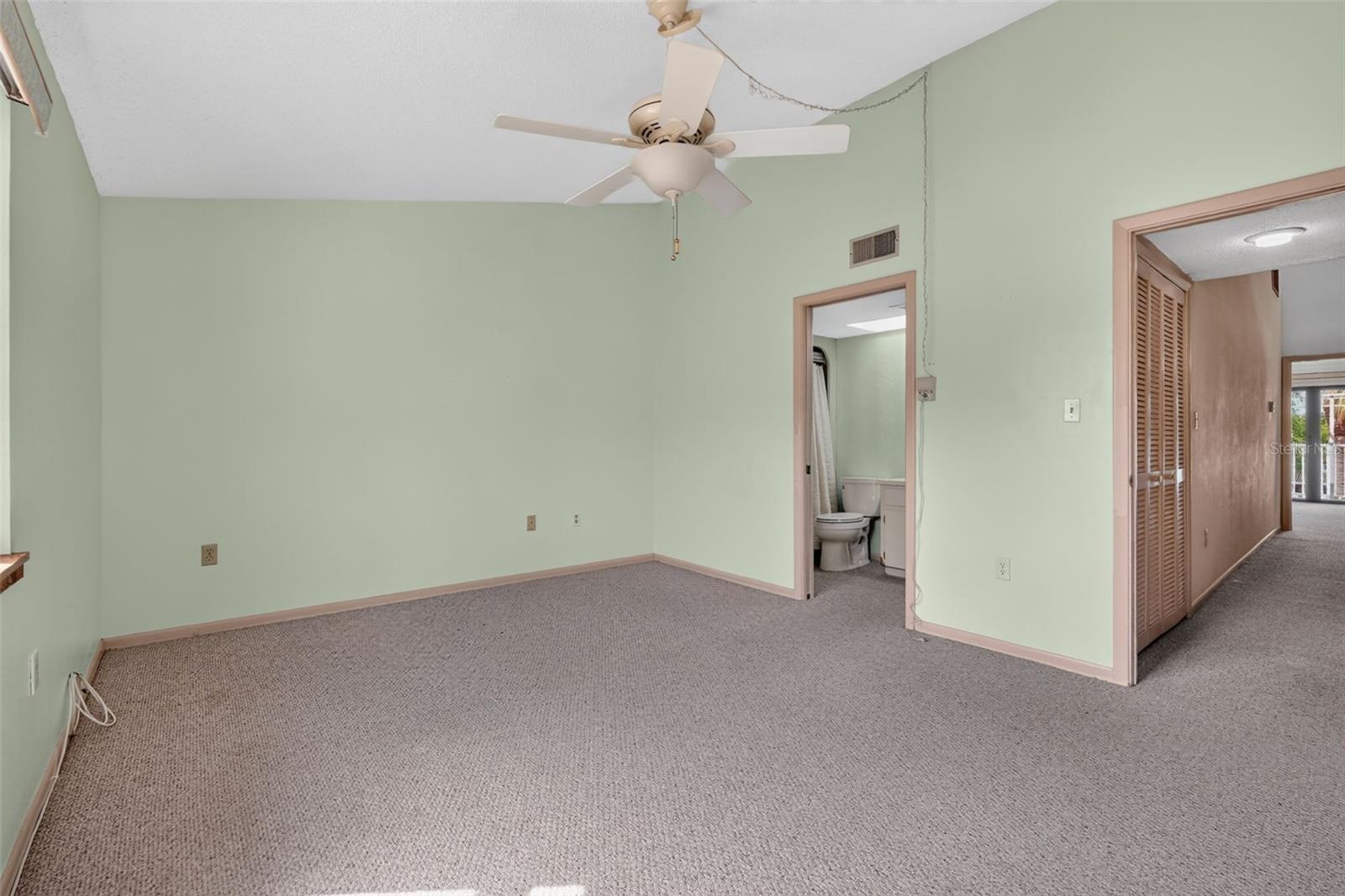 406 SANDY HOOK RD