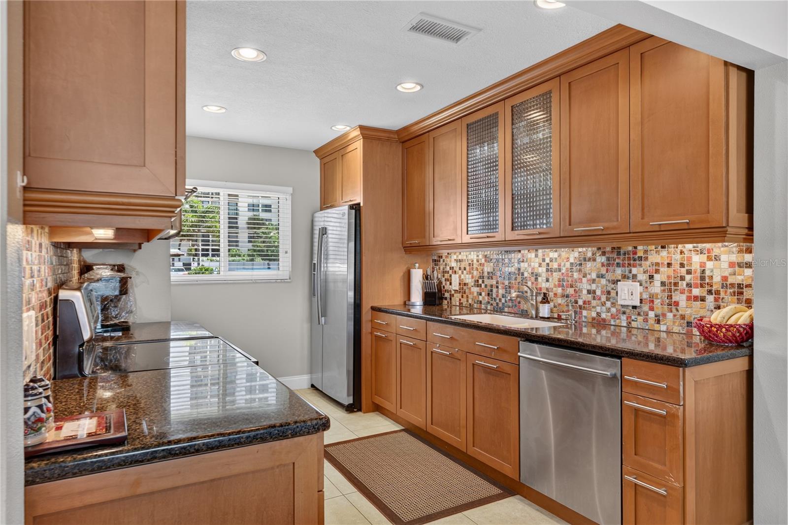 400 LARBOARD WAY #106