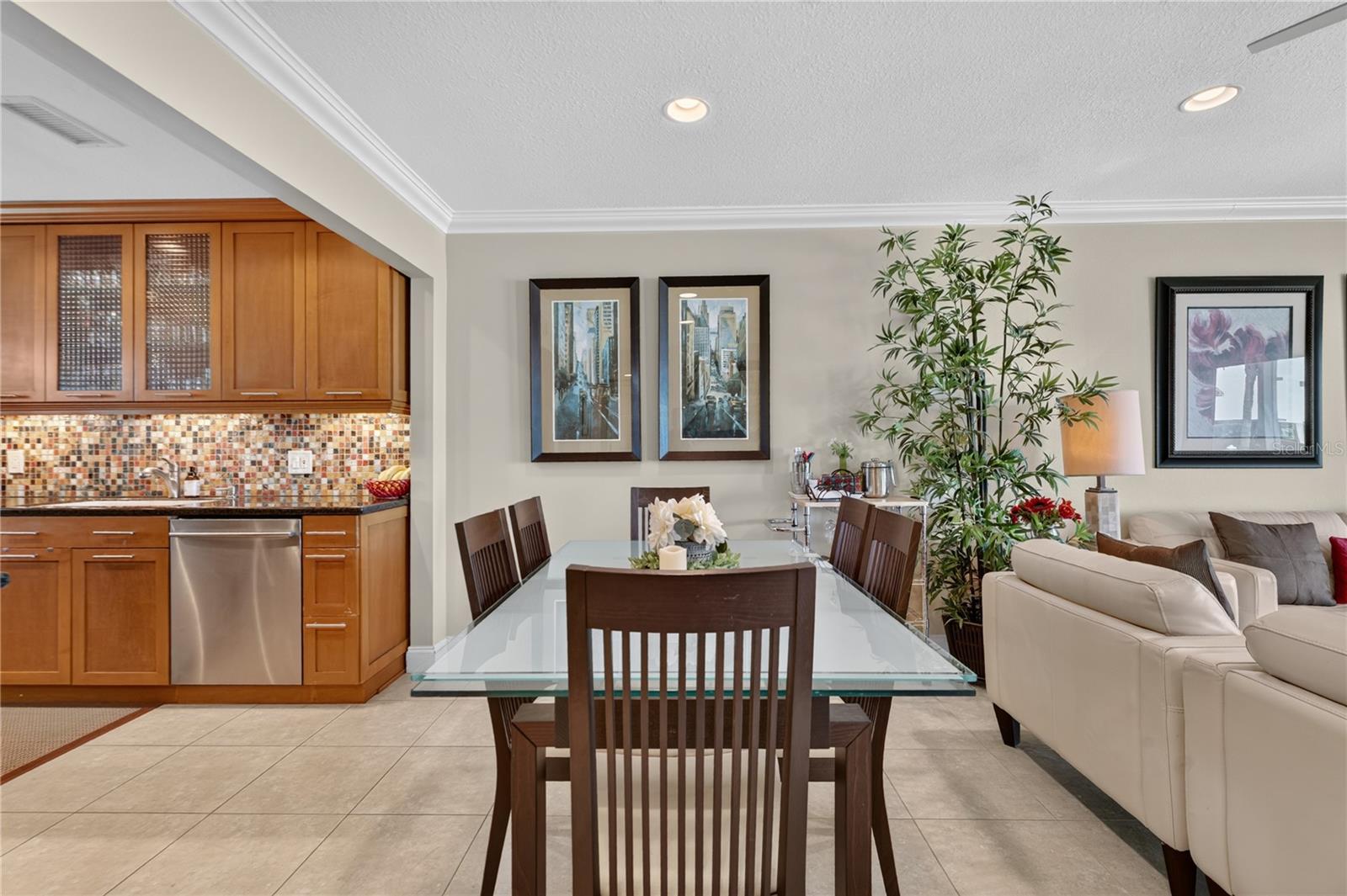 400 LARBOARD WAY #106