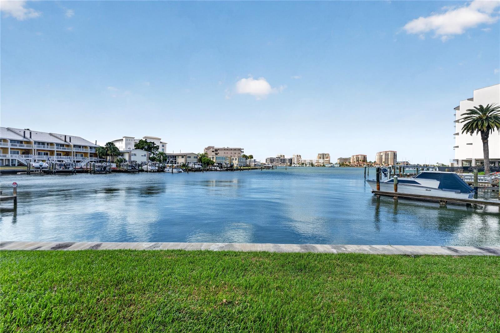 400 LARBOARD WAY #106