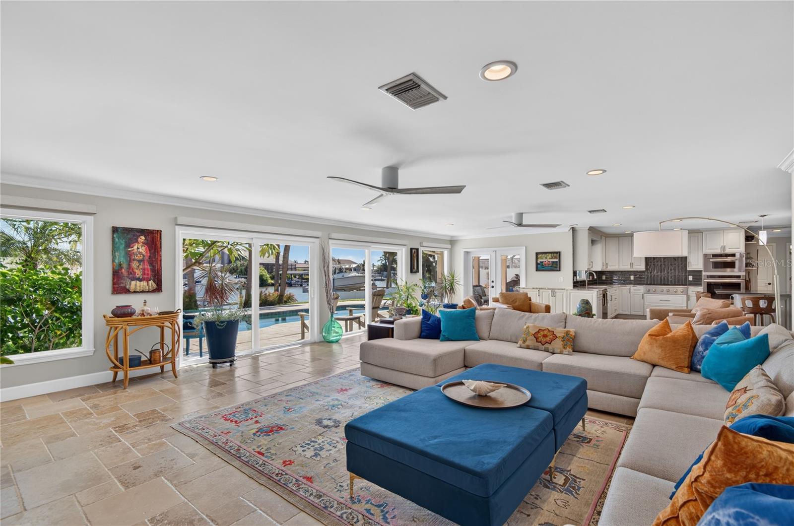 779 ISLAND WAY