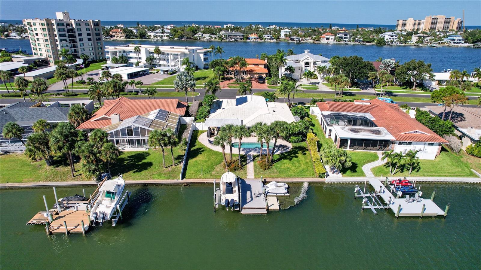 779 ISLAND WAY