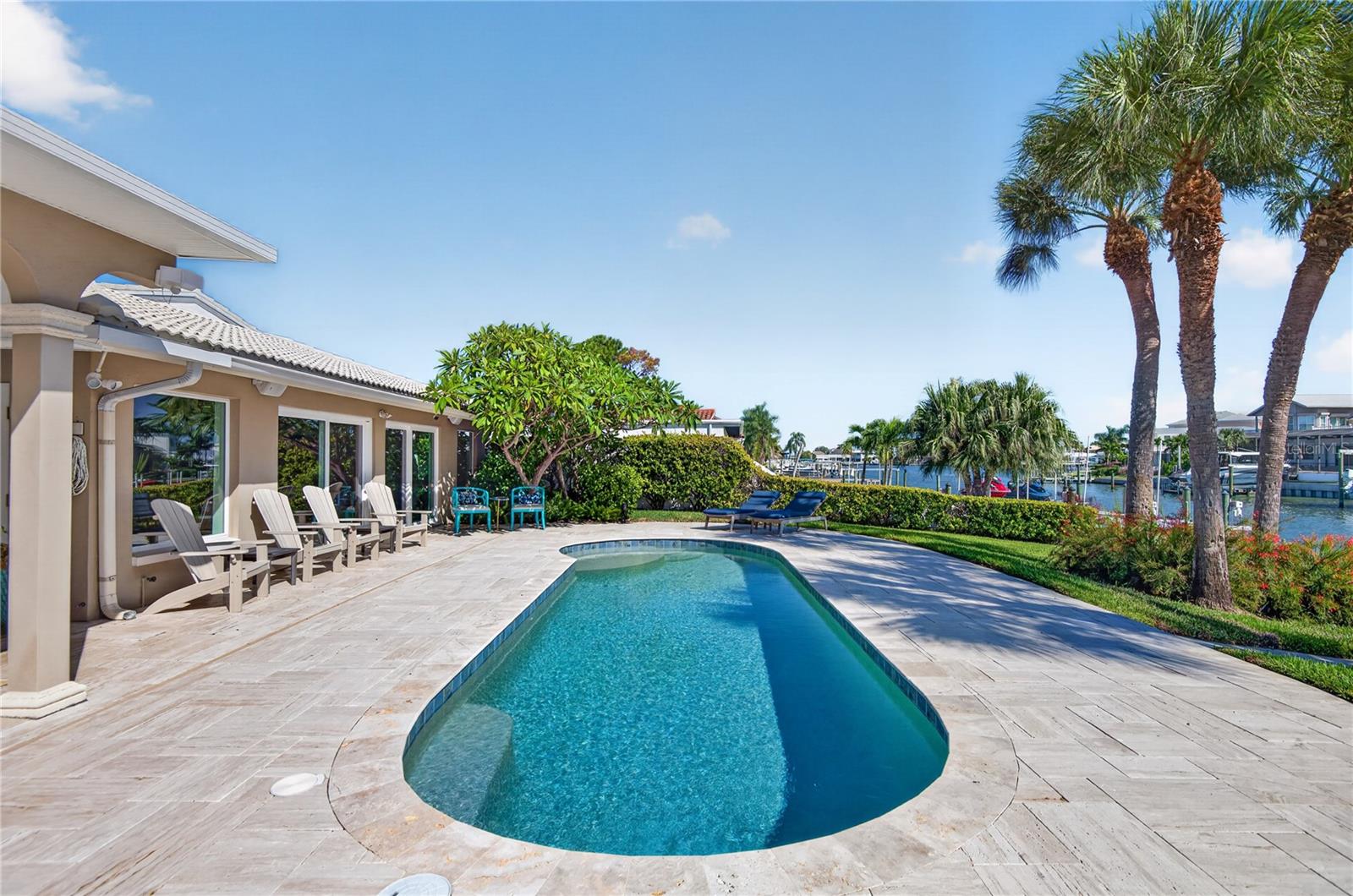 779 ISLAND WAY