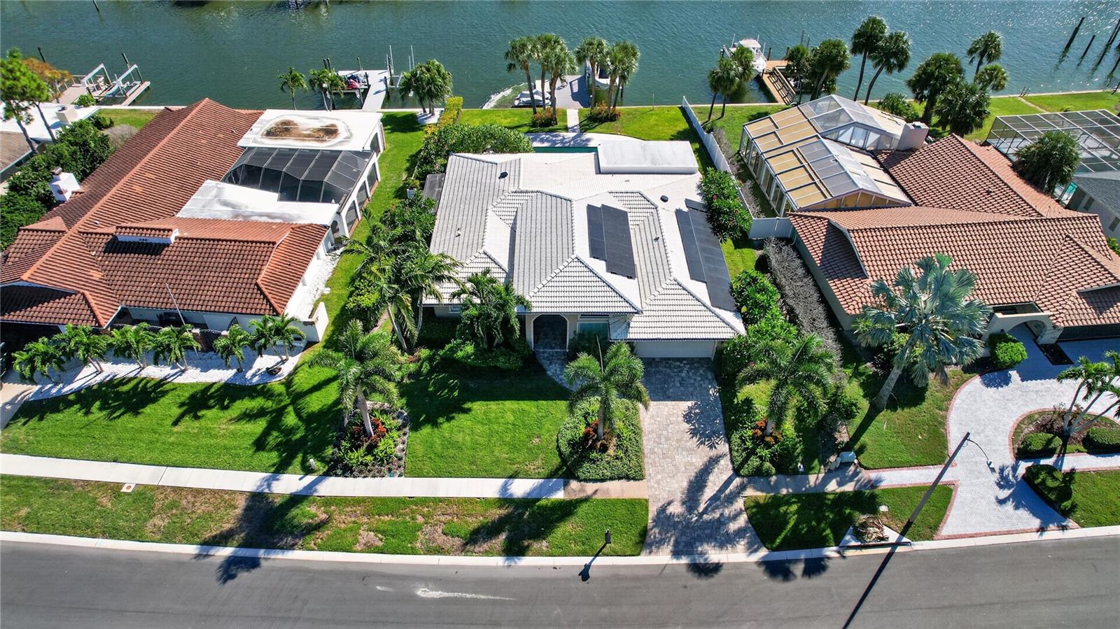 779 ISLAND WAY