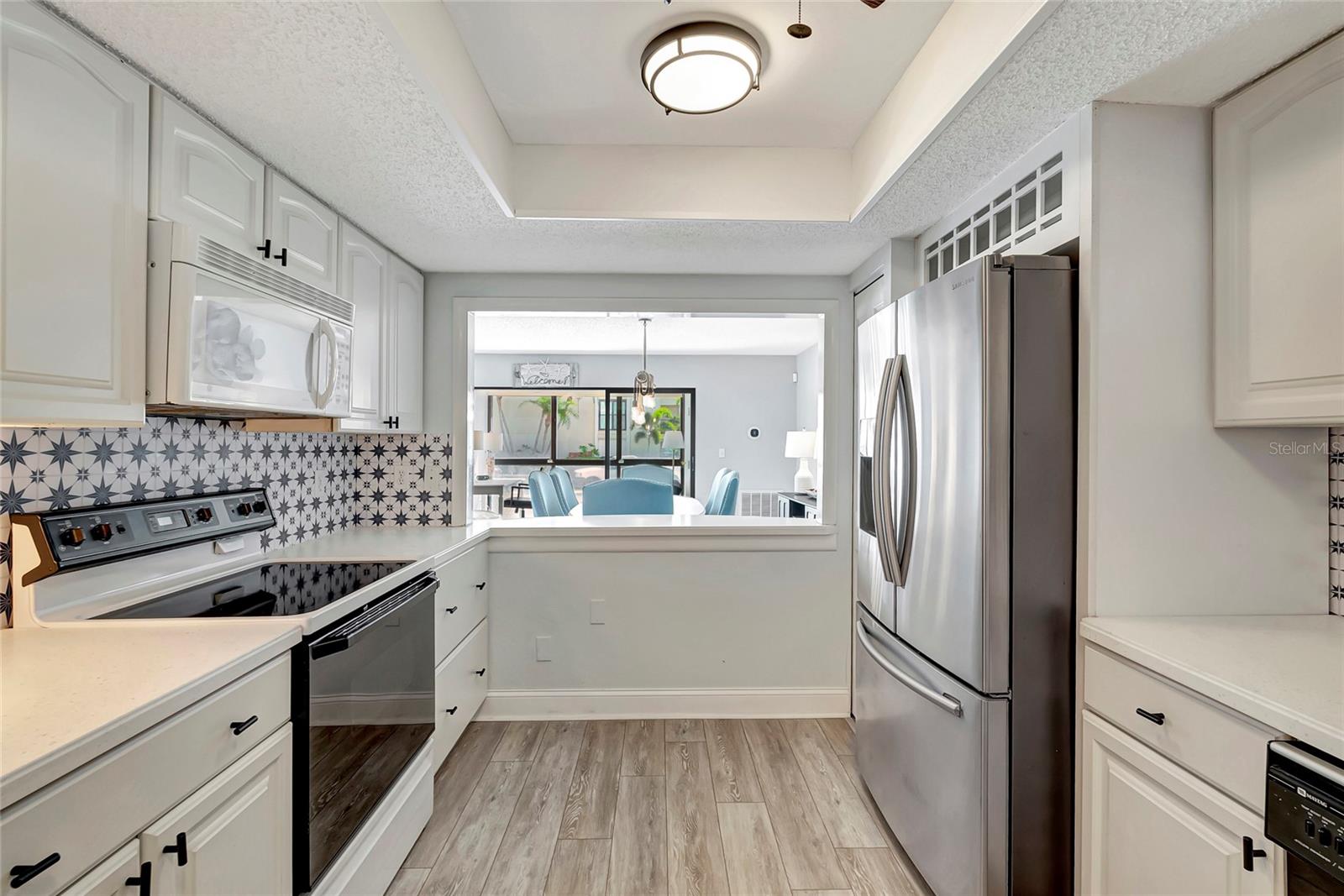 855 BAYWAY BLVD #101