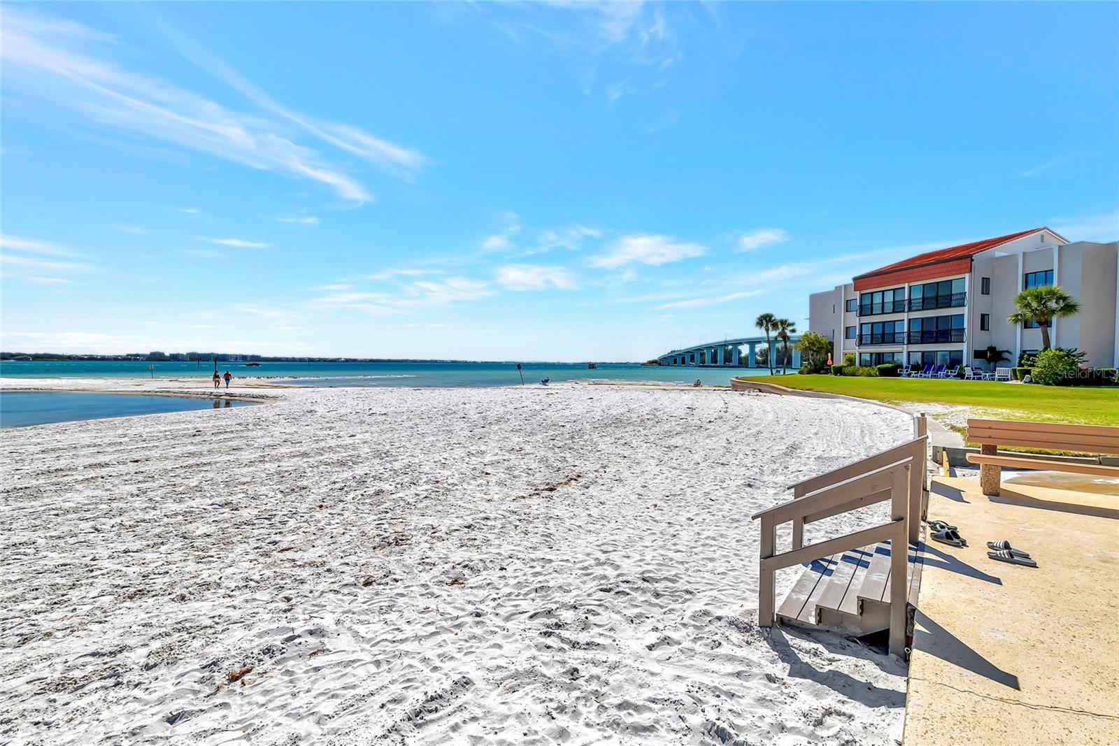 855 BAYWAY BLVD #101