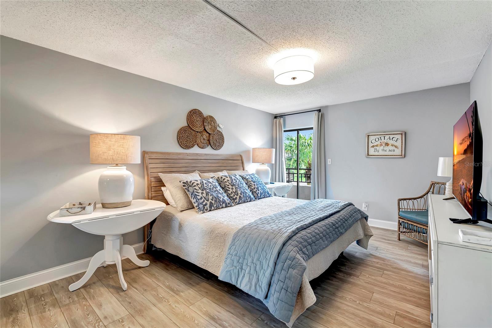 855 BAYWAY BLVD #101