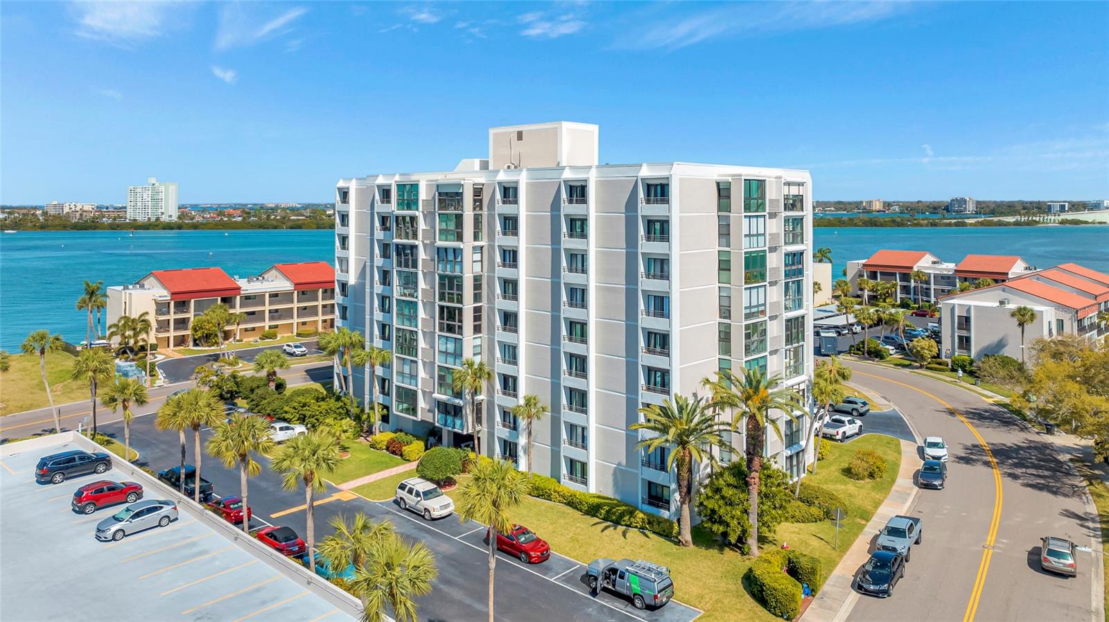 855 BAYWAY BLVD #101