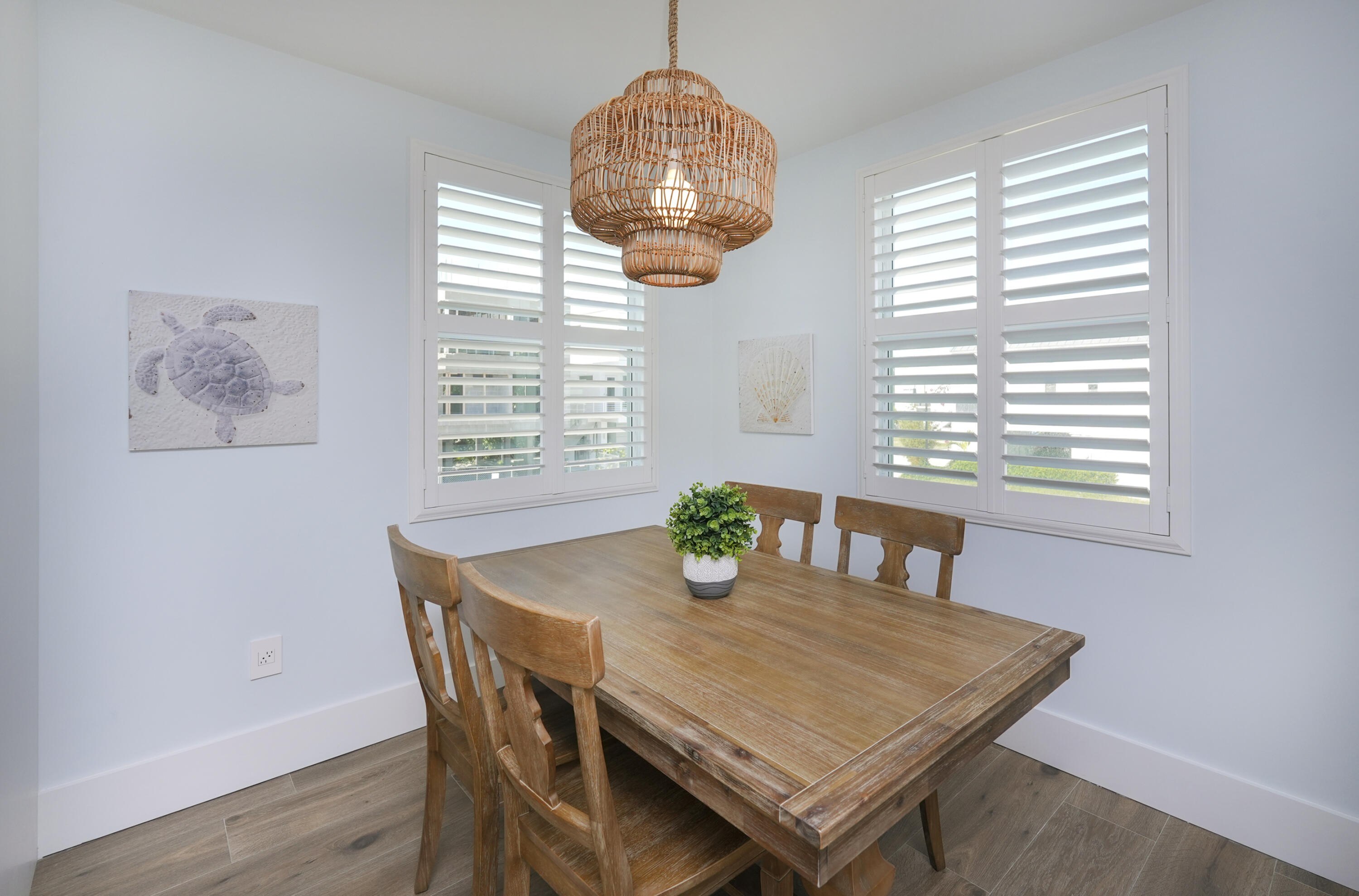 94825 Overseas Highway Unit: 77