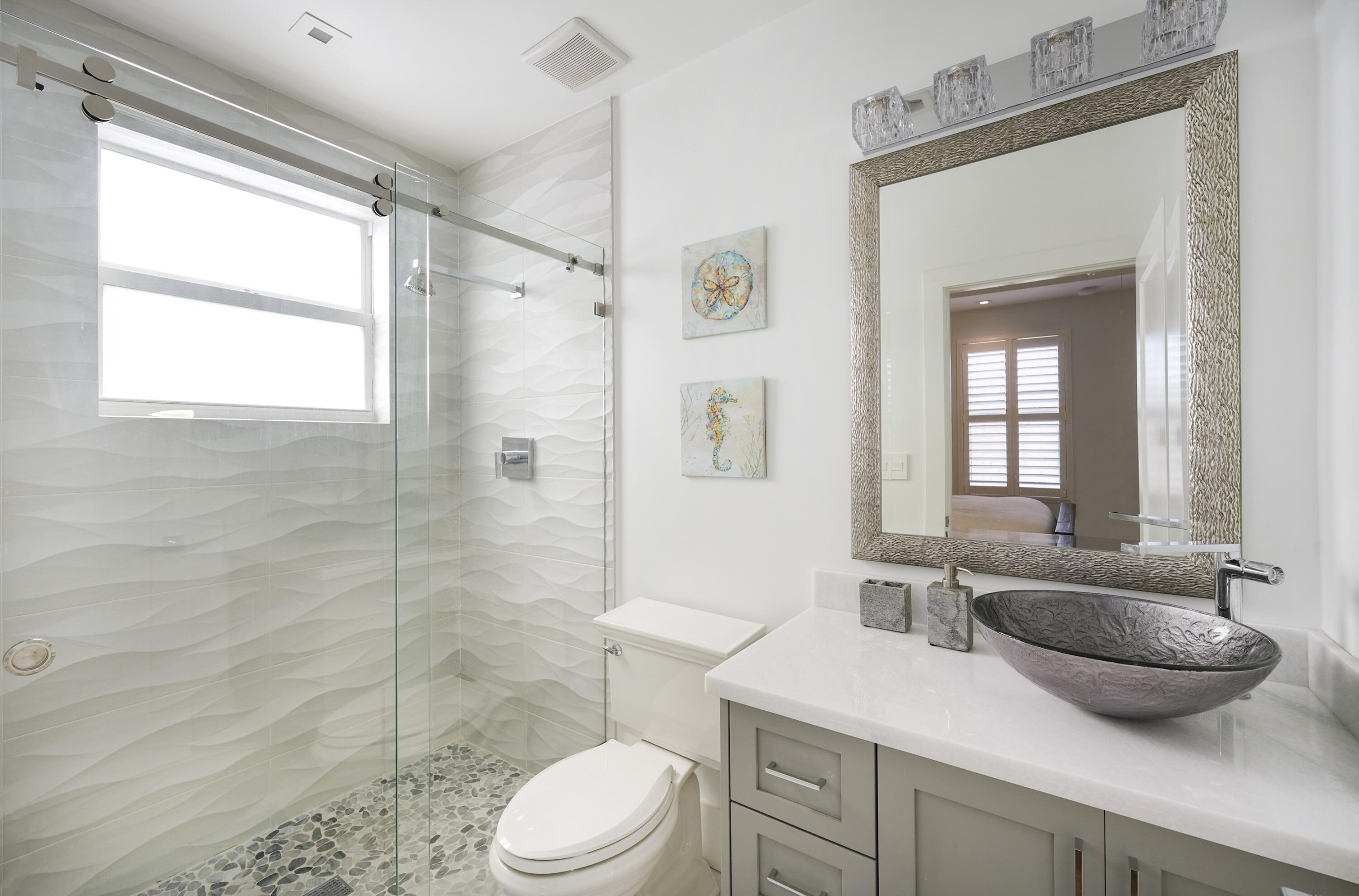 94825 Overseas Highway Unit: 77