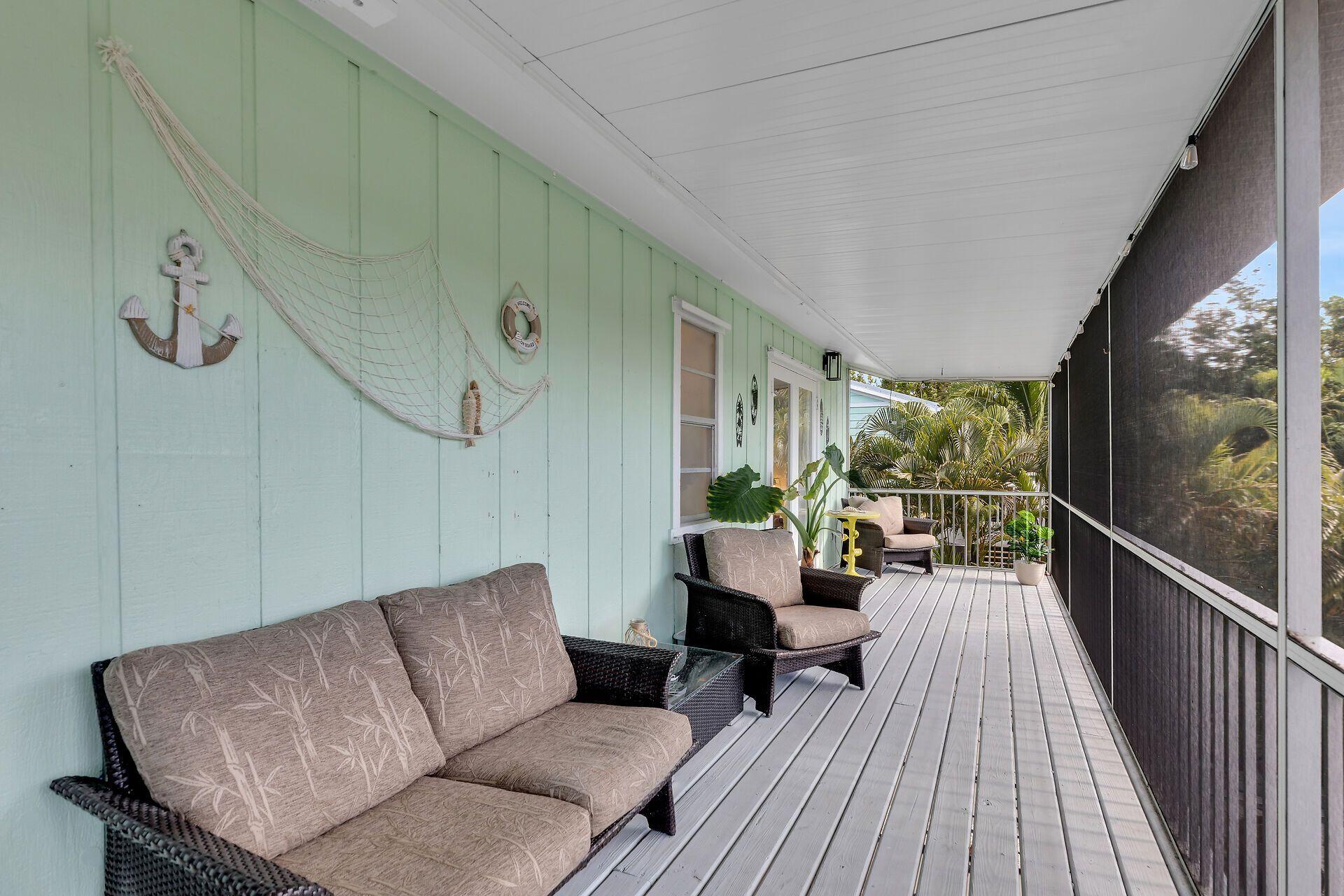 878 La Paloma Road