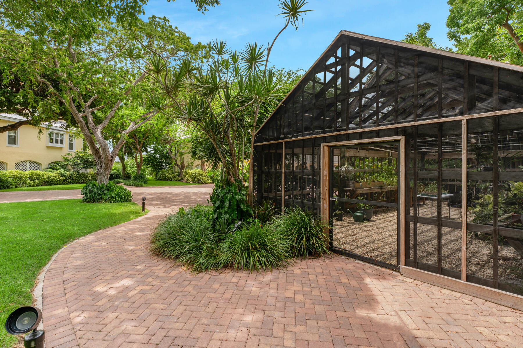 81250 Overseas Highway Unit: 1