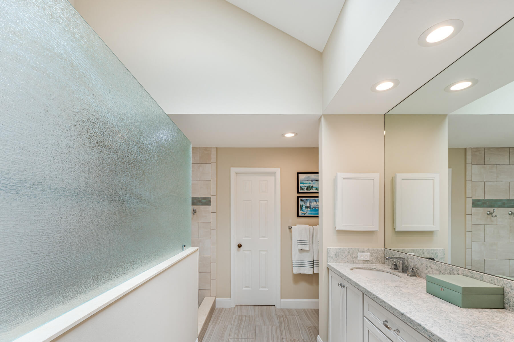 81250 Overseas Highway Unit: 1