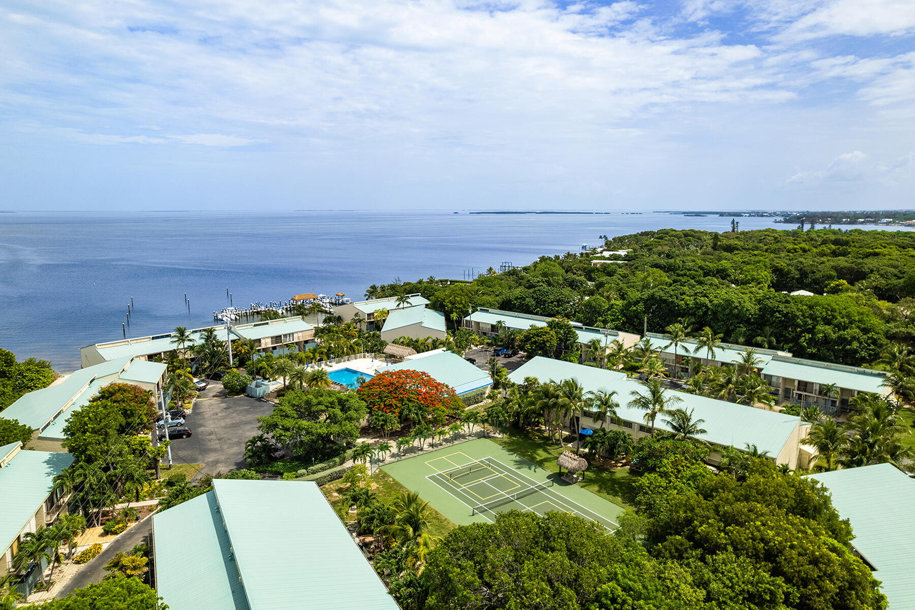 87200 Overseas Highway Unit: B9