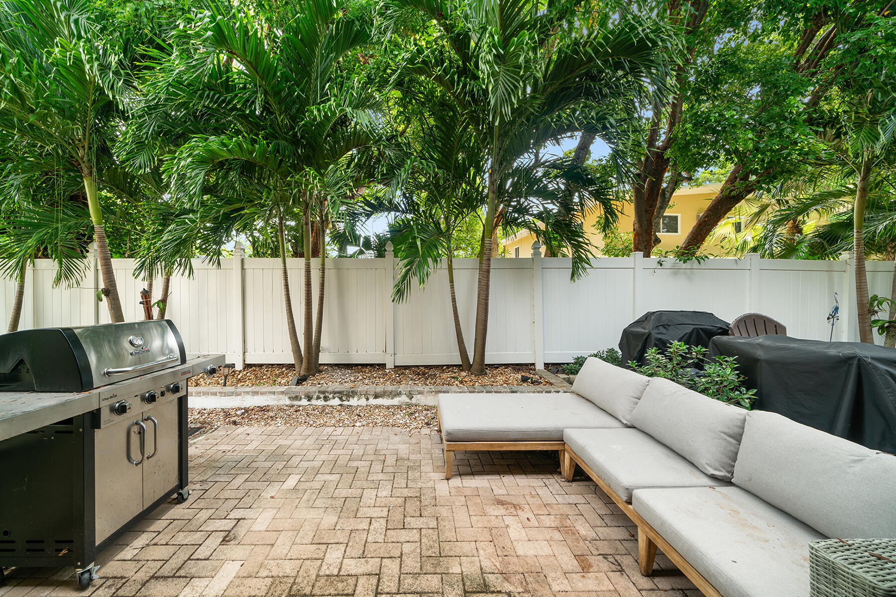 87200 Overseas Highway Unit: B9