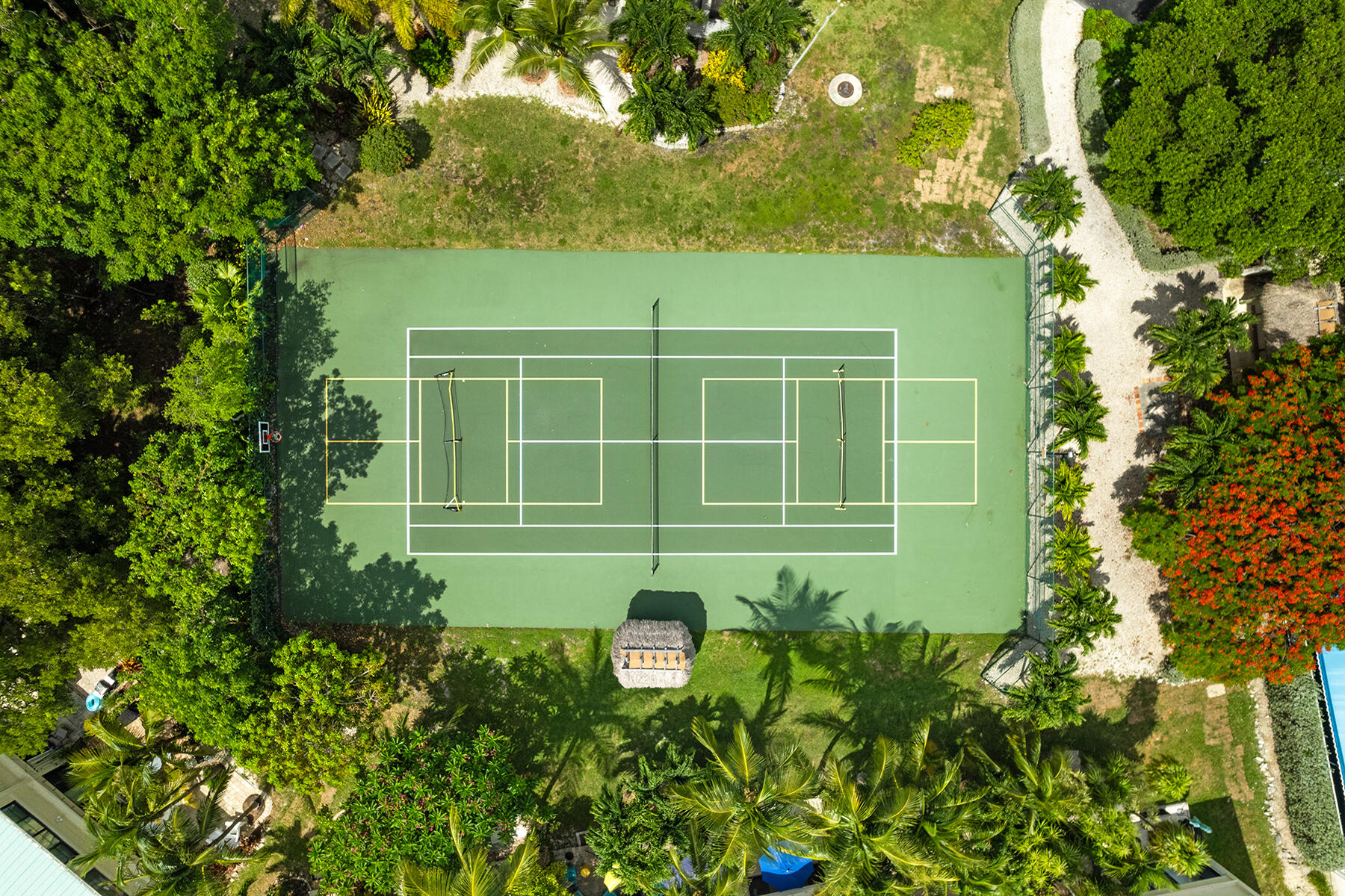 87200 Overseas Highway Unit: B9