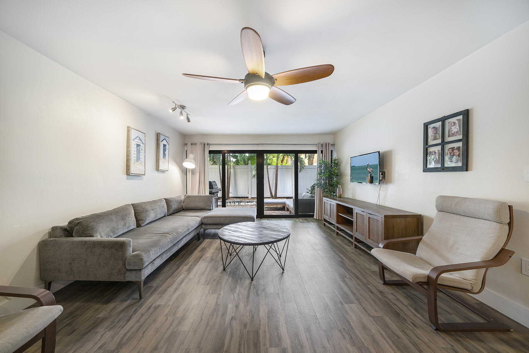 87200 Overseas Highway Unit: B9